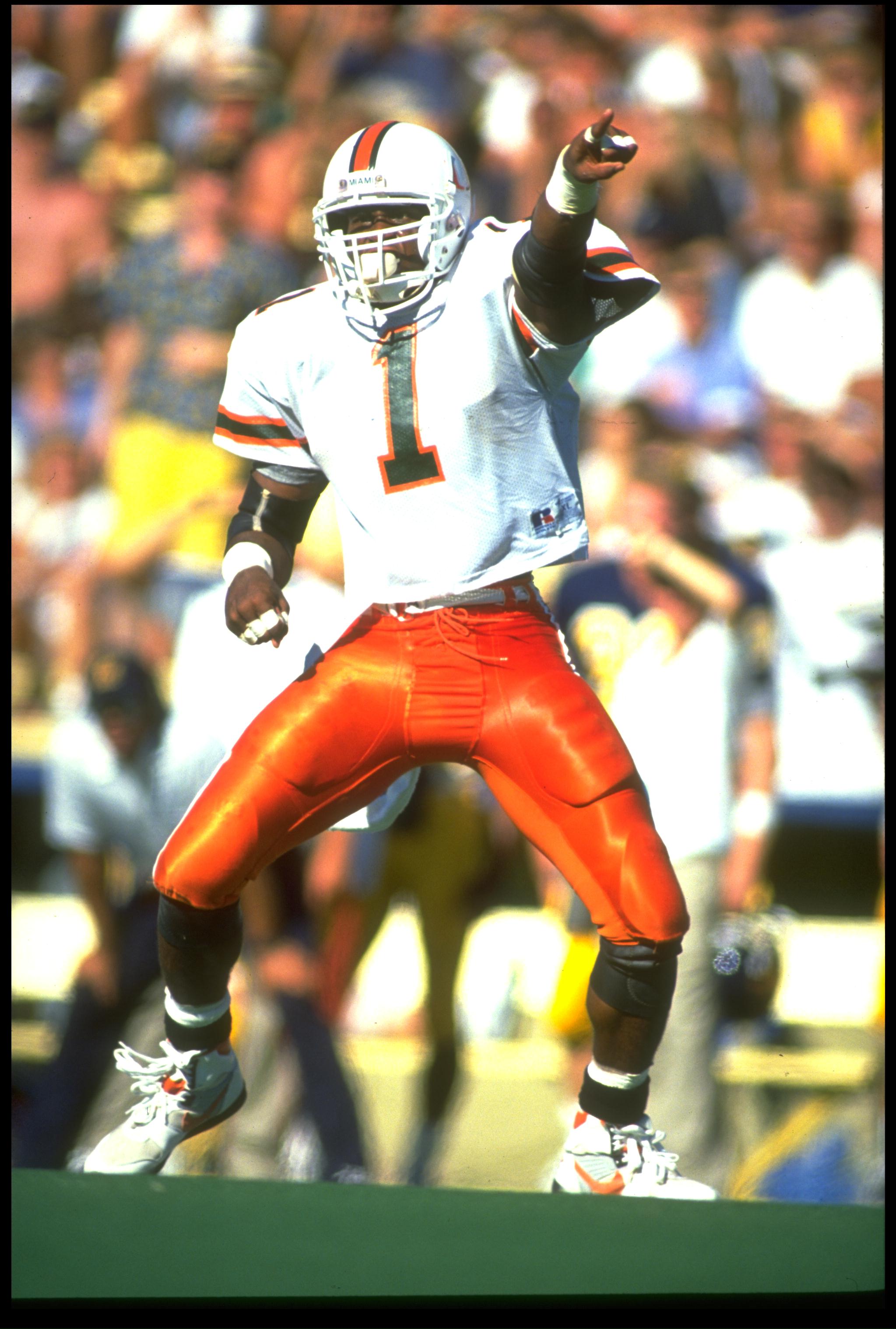 15 Sep 1990: UNIVERSITY OF MIAMI DEFENSEMAN JESSIE ARMSTEAD IN ACTION DURING THE HURRICANES 52-24 WIN OVER THE CAL GOLDEN BEARS AT MEMORIAL STADIUM IN BERKELEY, CALIFORNIA