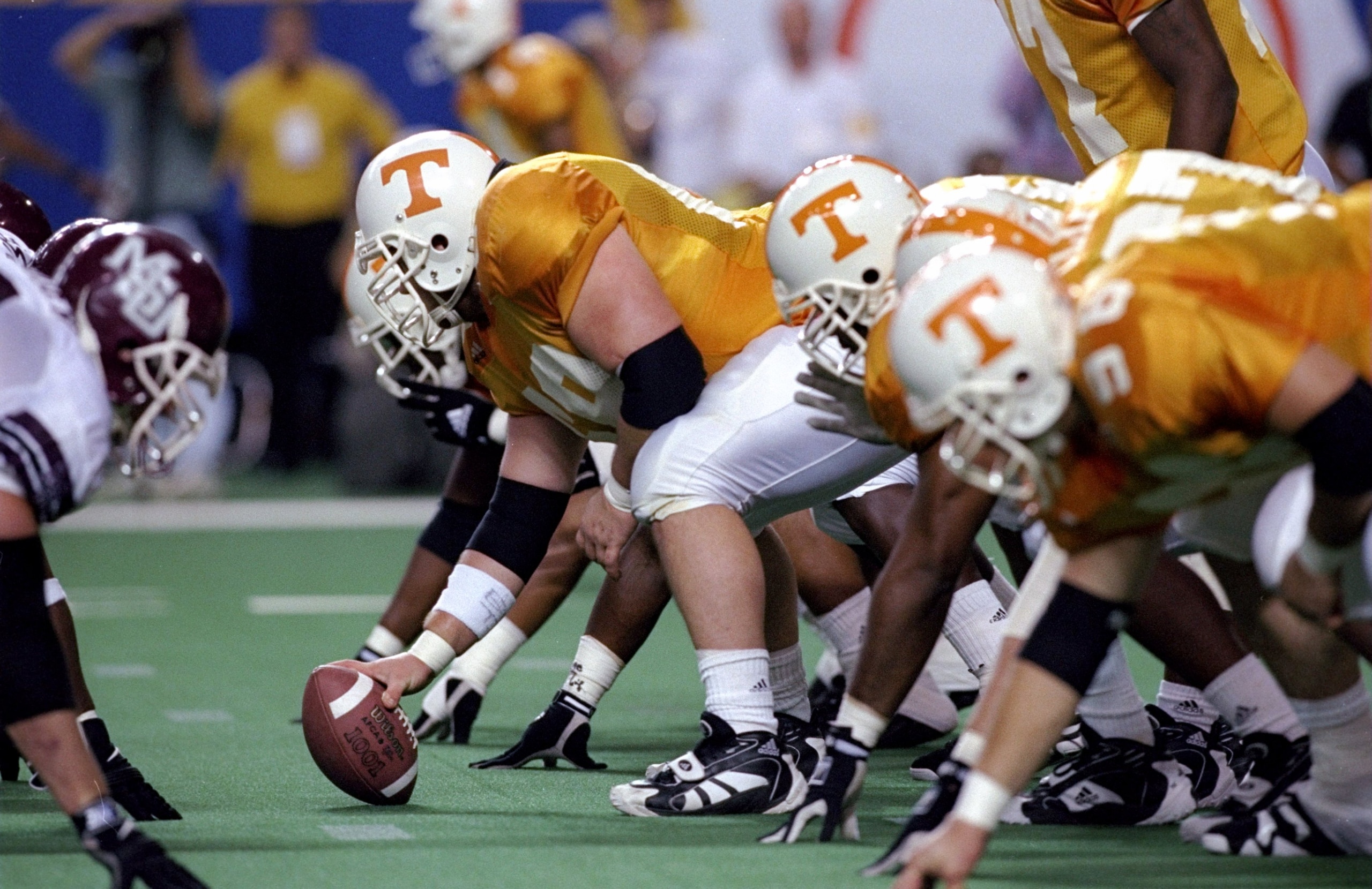 5 Dec 1998: General view of the offense for the Tennessse Volunteers in action during the SEC Championships against the Mississippi State Bulldogs at the Georgia Dome in Athens, Georgia. Tennessee defeated Mississippi St. 24-14.