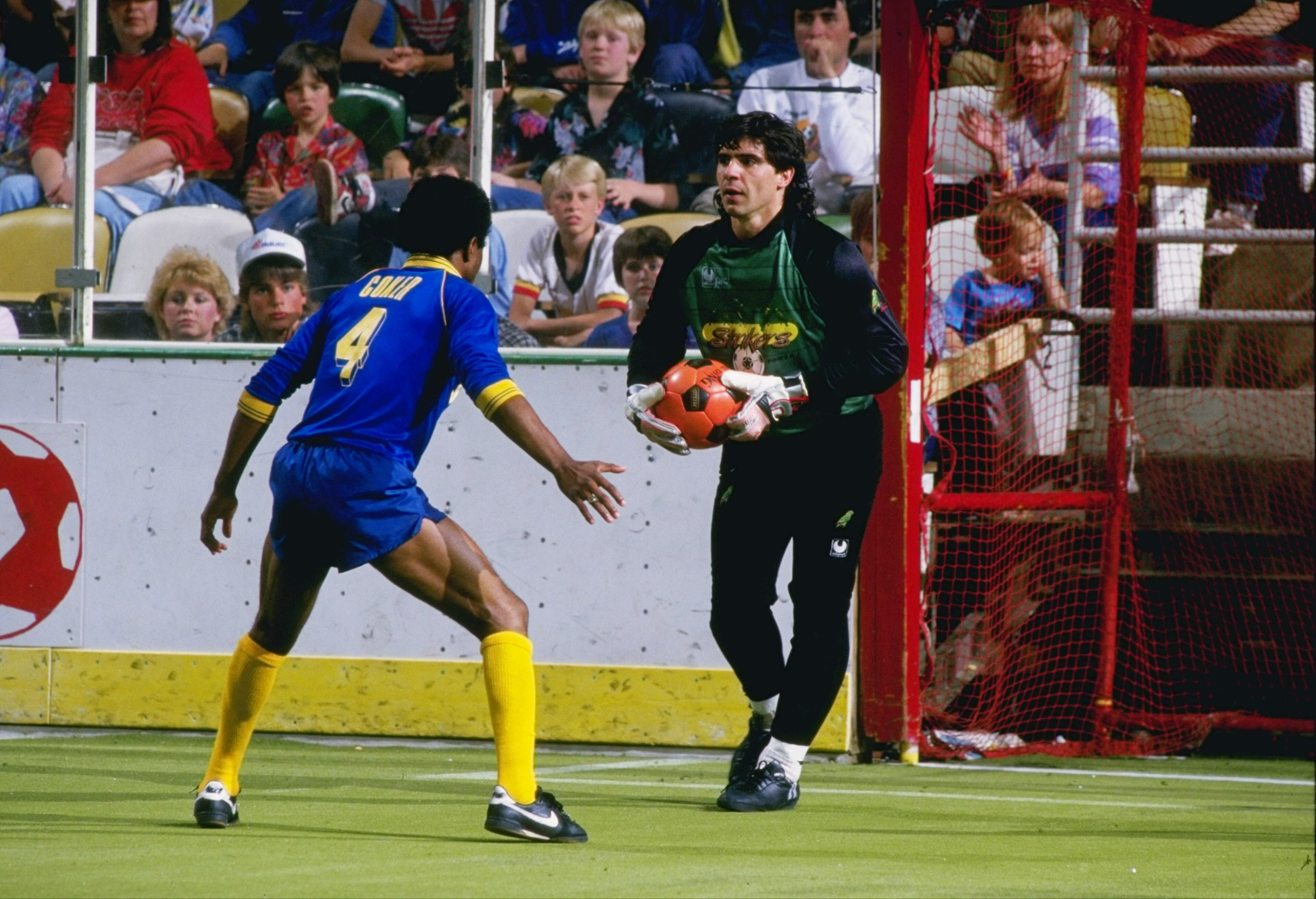 1986:  View of a Major Indoor Soccer League game in progress. Mandatory Credit: Allsport  /Allsport