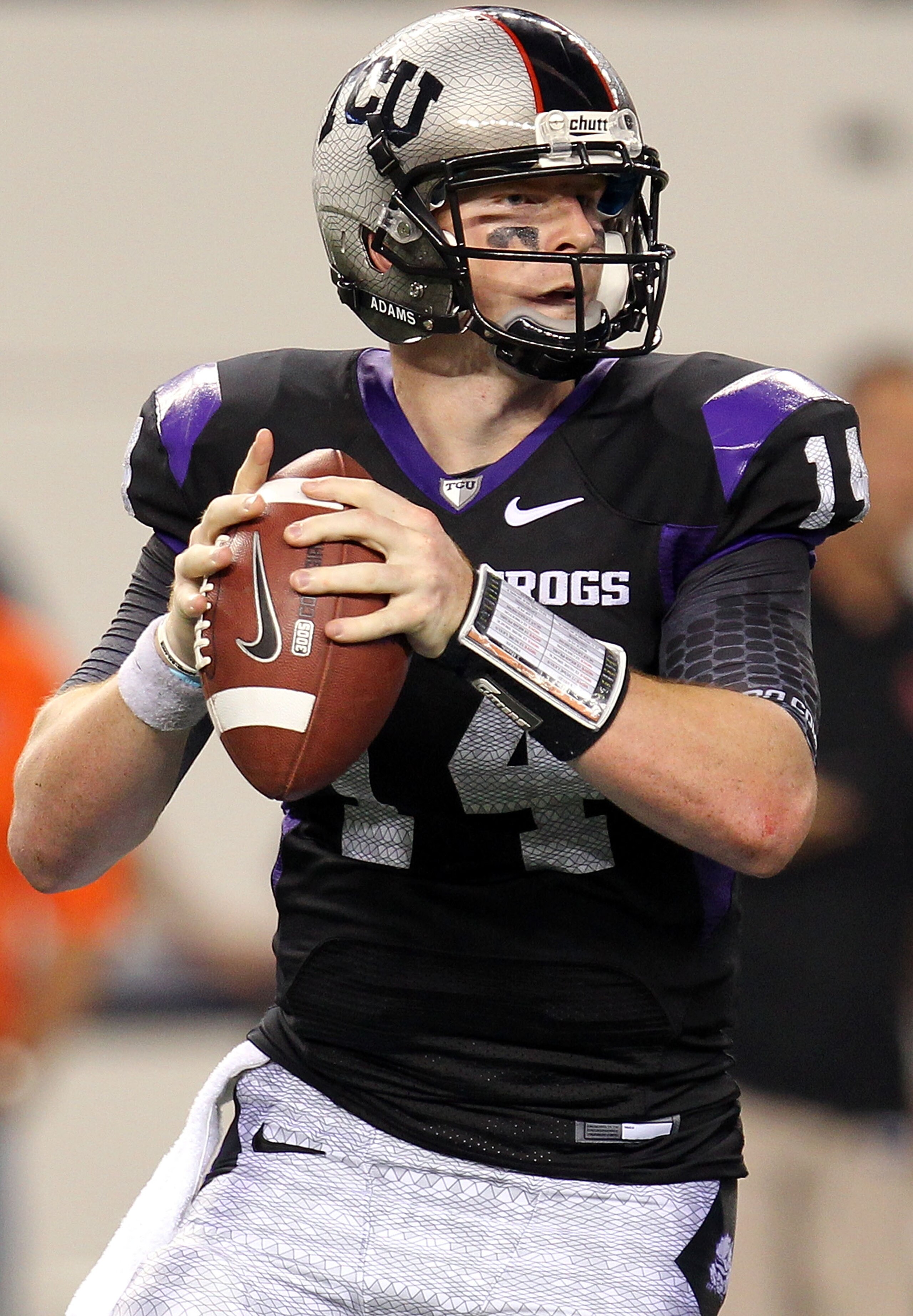 ARLINGTON, TX - SEPTEMBER 04:  Quarterback Andy Dalton #14 of the TCU Horned Frogs at Cowboys Stadium on September 4, 2010 in Arlington, Texas.  (Photo by Ronald Martinez/Getty Images)
