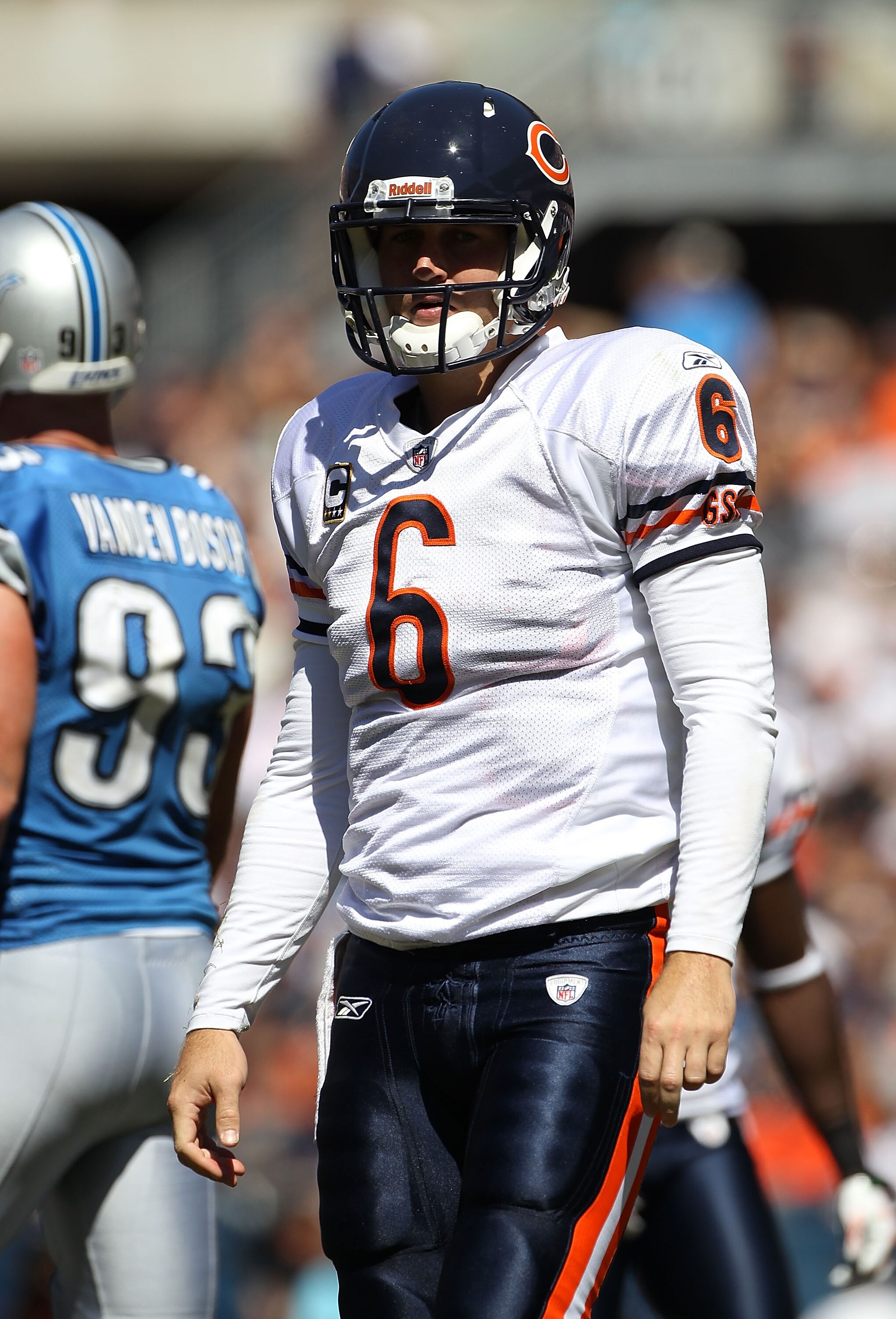 CHICAGO - SEPTEMBER 12: Jay Cutler #6 of the Chicago Bears looks up at the replay board during a time out against the Detroit Lions during the NFL season opening game at Soldier Field on September 12, 2010 in Chicago, Illinois. The Bears defeated the Lion