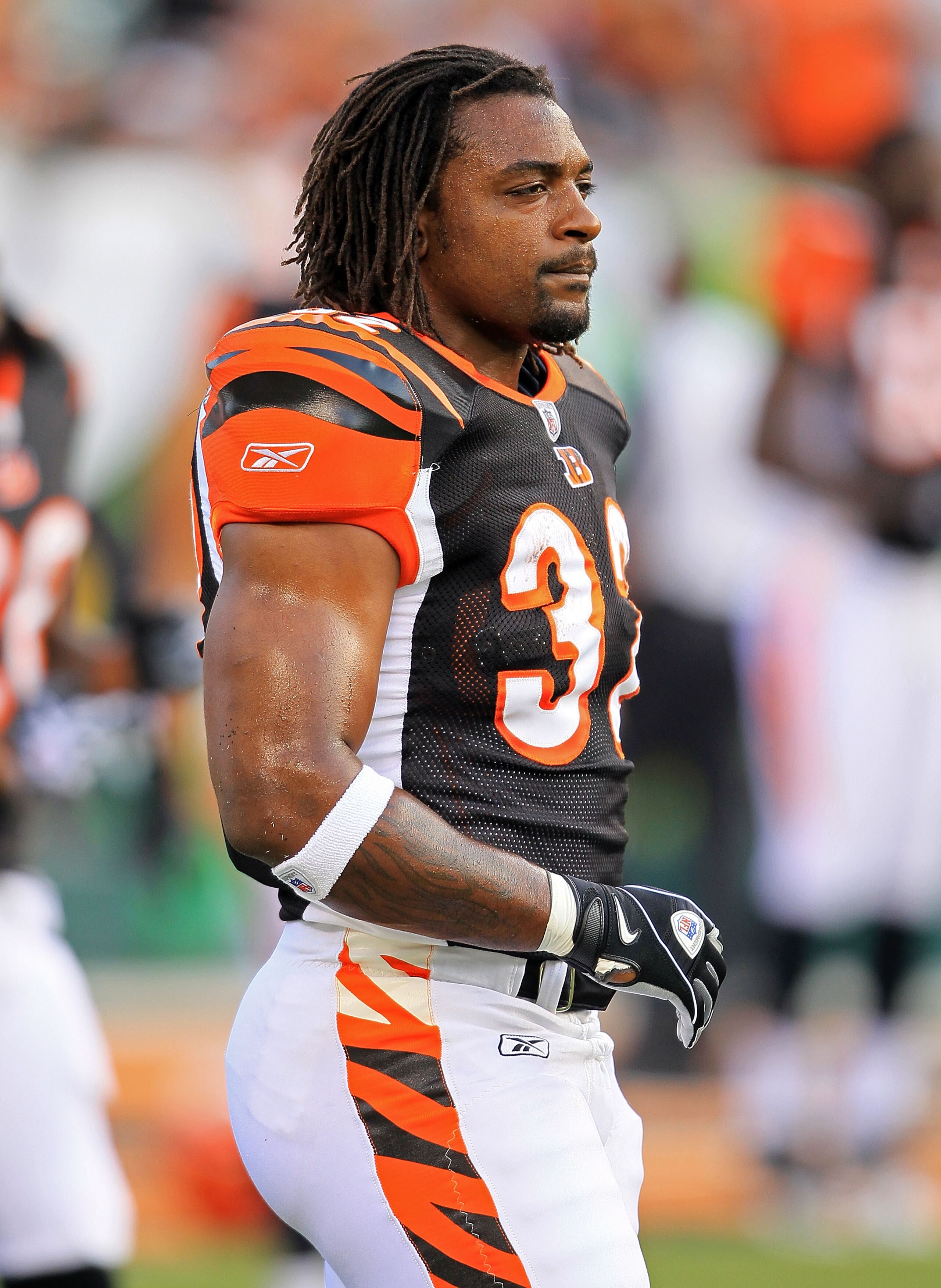CINCINNATI - AUGUST 20:  Cedric Benson #32 of the Cincinnati Bengals is pictured before the NFL preseason game against the Philadelphia Eagles at Paul Brown Stadium on August 20, 2010 in Cincinnati, Ohio.  (Photo by Andy Lyons/Getty Images)
