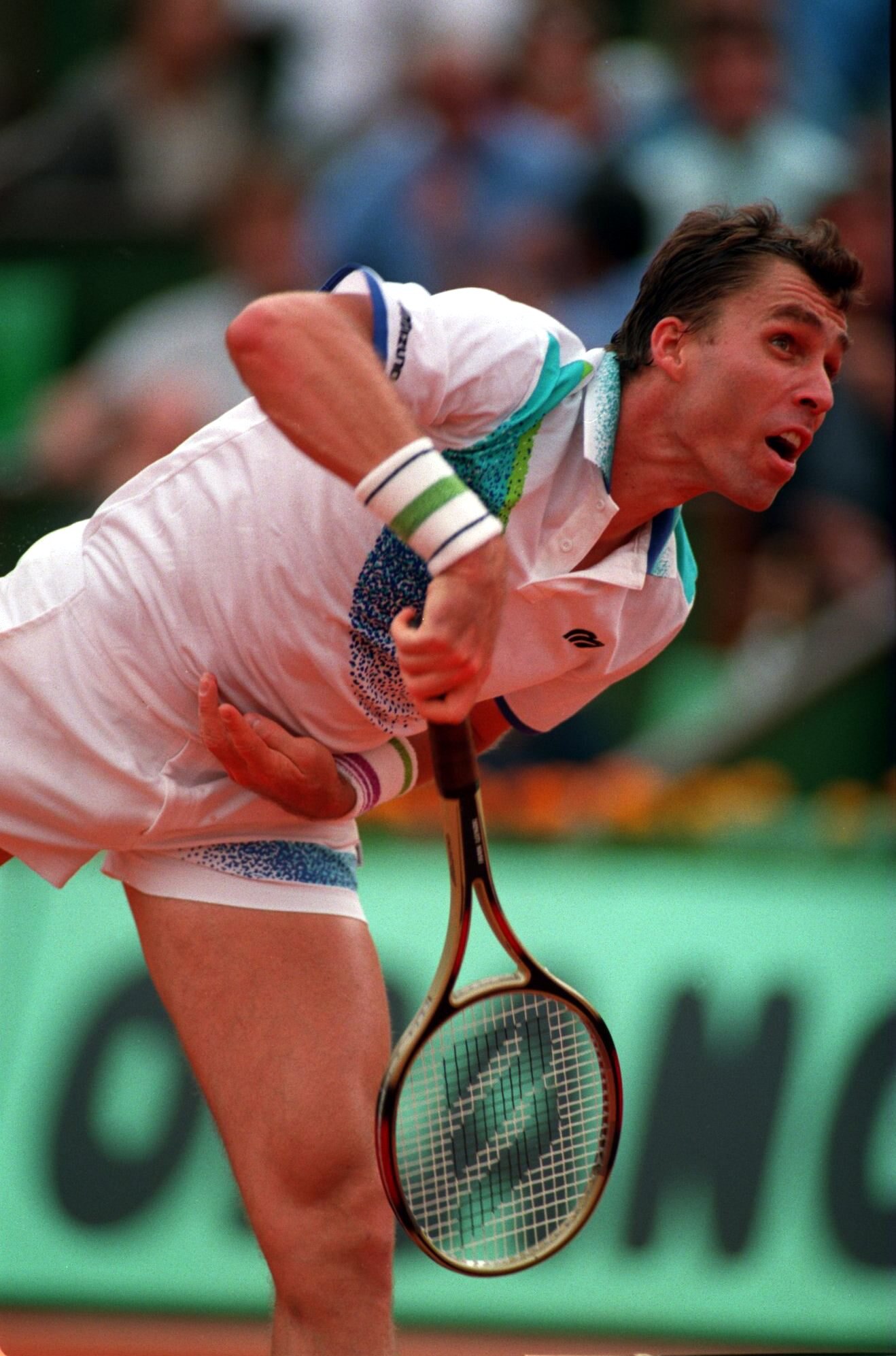 24 MAY 1994:  IVAN LENDL OF THE USA LEANS FORWARD AS HE FOLLOWS THROUGH A FOREHAND AGAINST ARNAUD BOETSCH OF FRANCE DURING HIS THREE SET DEFEAT ( 4-6, 3-6, 4-6) ON THE SECOND DAY OF THE FRENCH OPEN TENNIS AT ROLAND GARROS, PARIS. Mandatory Credit: CliveBr