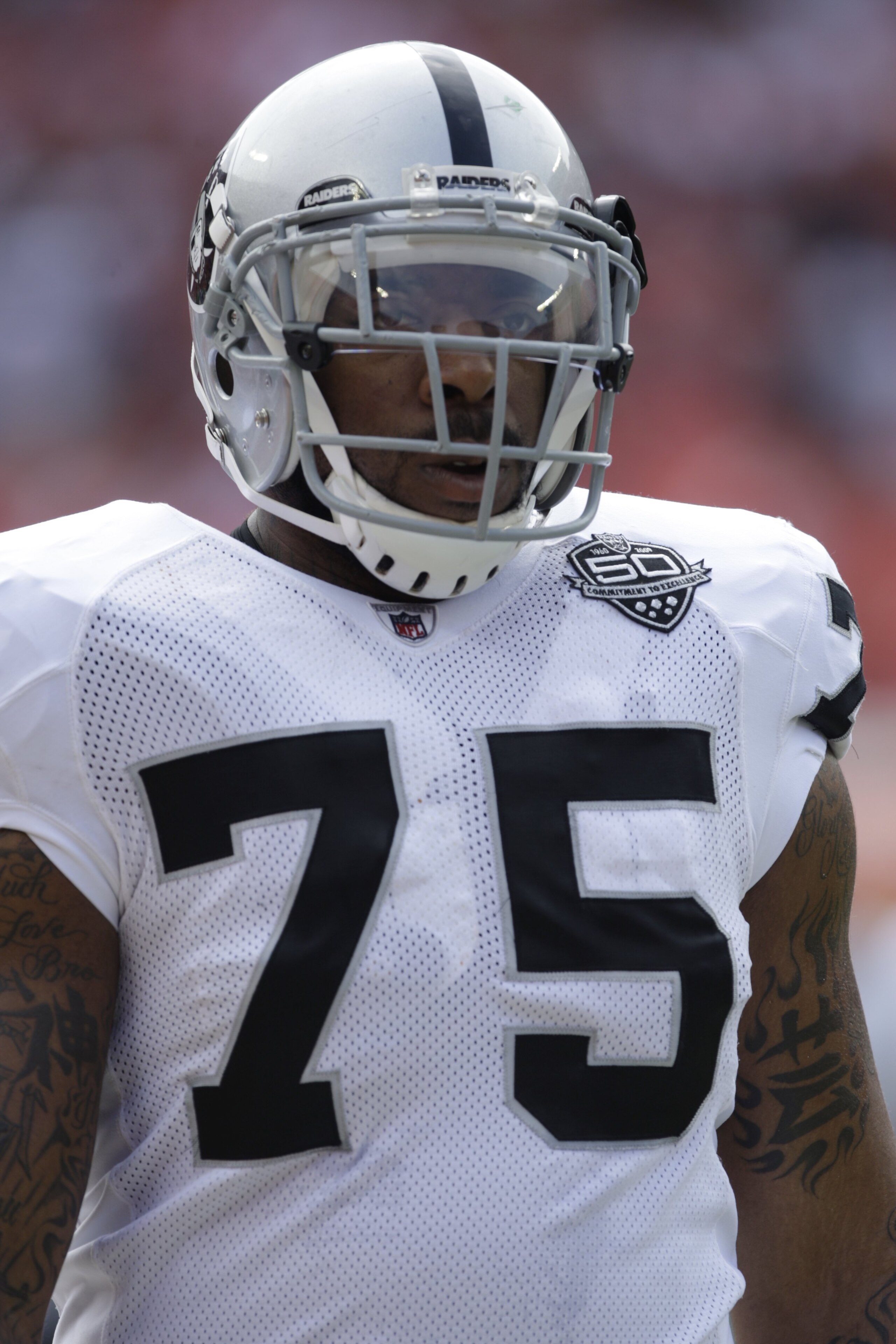 KANSAS CITY, MO - SEPTEMBER 20: Mario Henderson #75 of the Oakland Raiders looks on during the game against the Kansas City Chiefs at Arrowhead Stadium on September 20, 2009 in Kansas City, Missouri. (Photo by Jamie Squire/Getty Images) KANSAS CITY, MO - SEPTEMBER 20: Mario Henderson #75 of the Oakland Raiders looks on during the game against the Kansas City Chiefs at Arrowhead Stadium on September 20, 2009 in Kansas City, Missouri. (Photo by Jamie Squire/Getty Images)