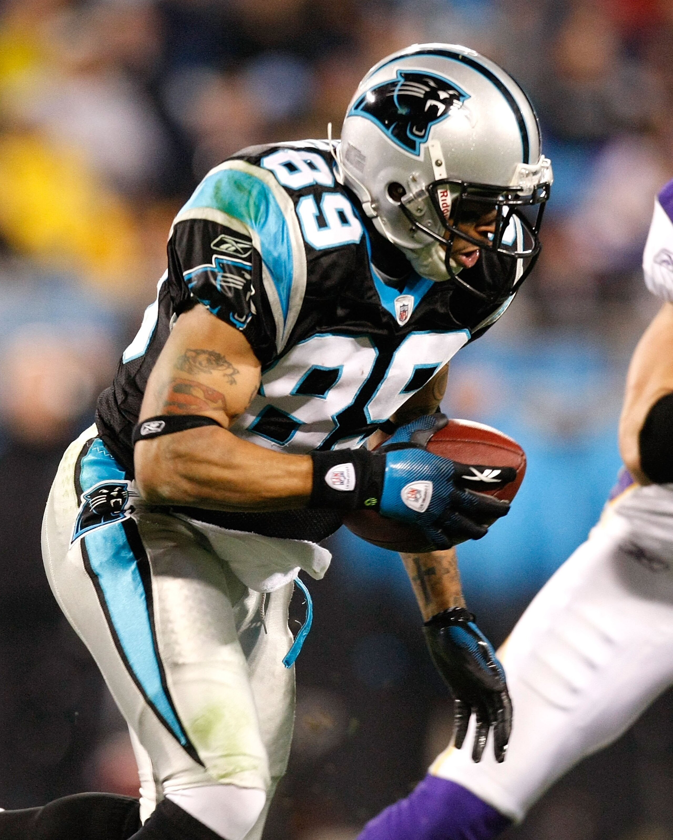 CHARLOTTE, NC - DECEMBER 20:  Steve Smith #89 of the Carolina Panthers against the Minnesota Vikings at Bank of America Stadium on December 20, 2009 in Charlotte, North Carolina.  (Photo by Kevin C. Cox/Getty Images)