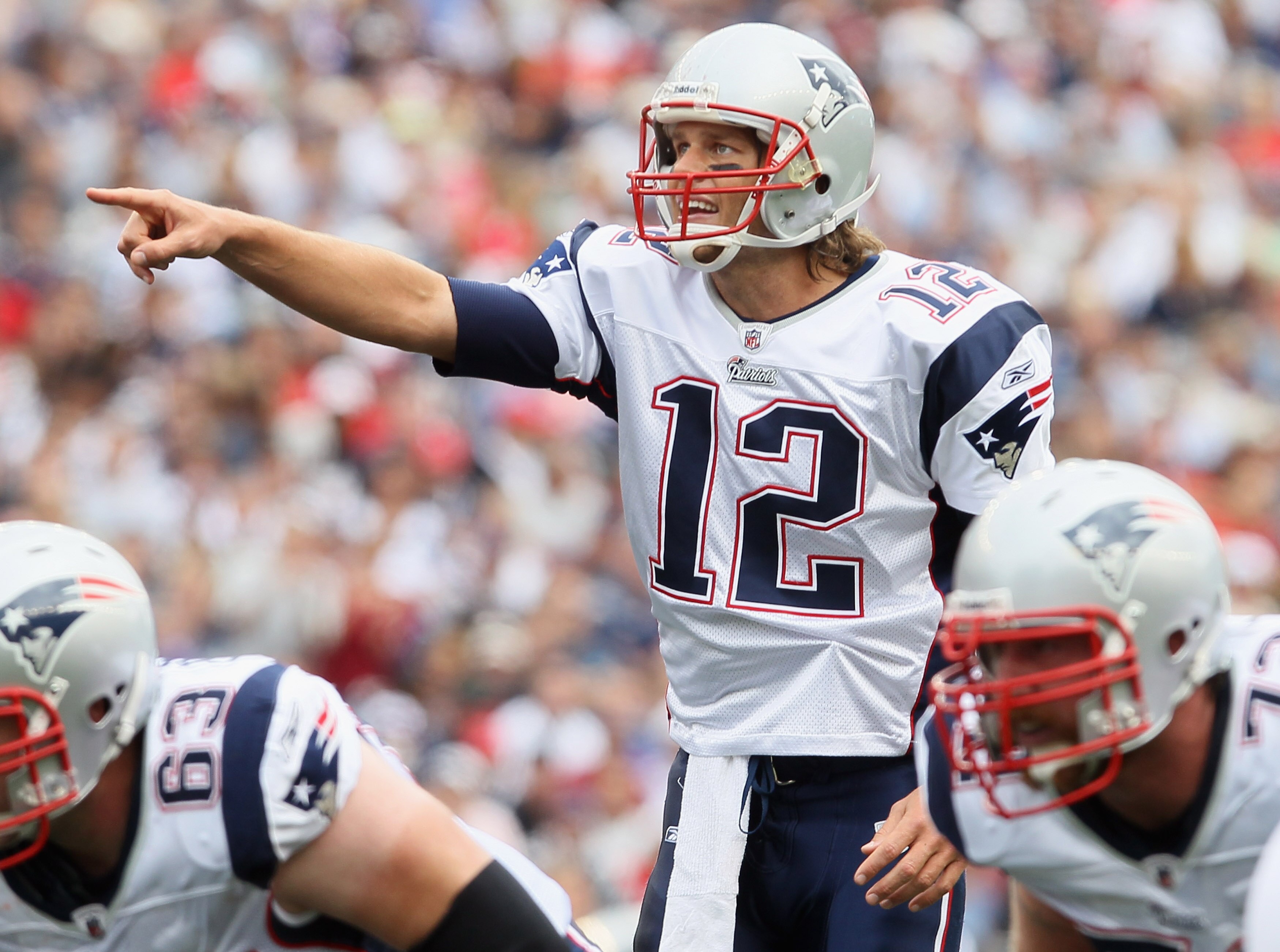 FOXBORO, MA - SEPTEMBER 12:  Tom Brady #12 of the New England Patriots calls out the play in the first half against the Cincinnati Bengals during the NFL season opener on September 12, 2010 at Gillette Stadium in Foxboro, Massachusetts.  (Photo by Elsa/Ge