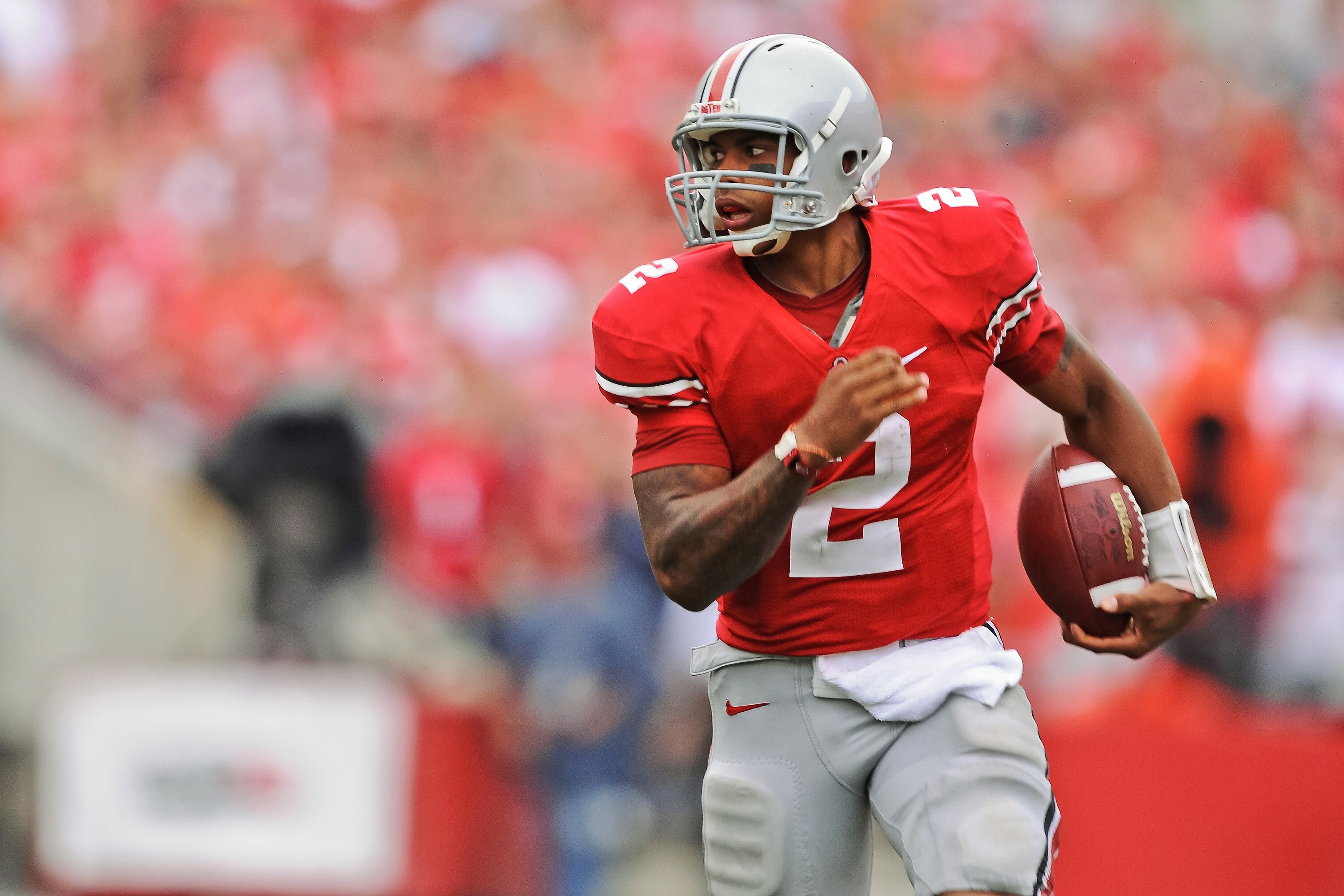 COLUMBUS, OH - SEPTEMBER 11:  Quarterback Terrelle Pryor #2 of the Ohio State Buckeyes runs with the ball against the Miami Hurricanes at Ohio Stadium on September 11, 2010 in Columbus, Ohio.  (Photo by Jamie Sabau/Getty Images)