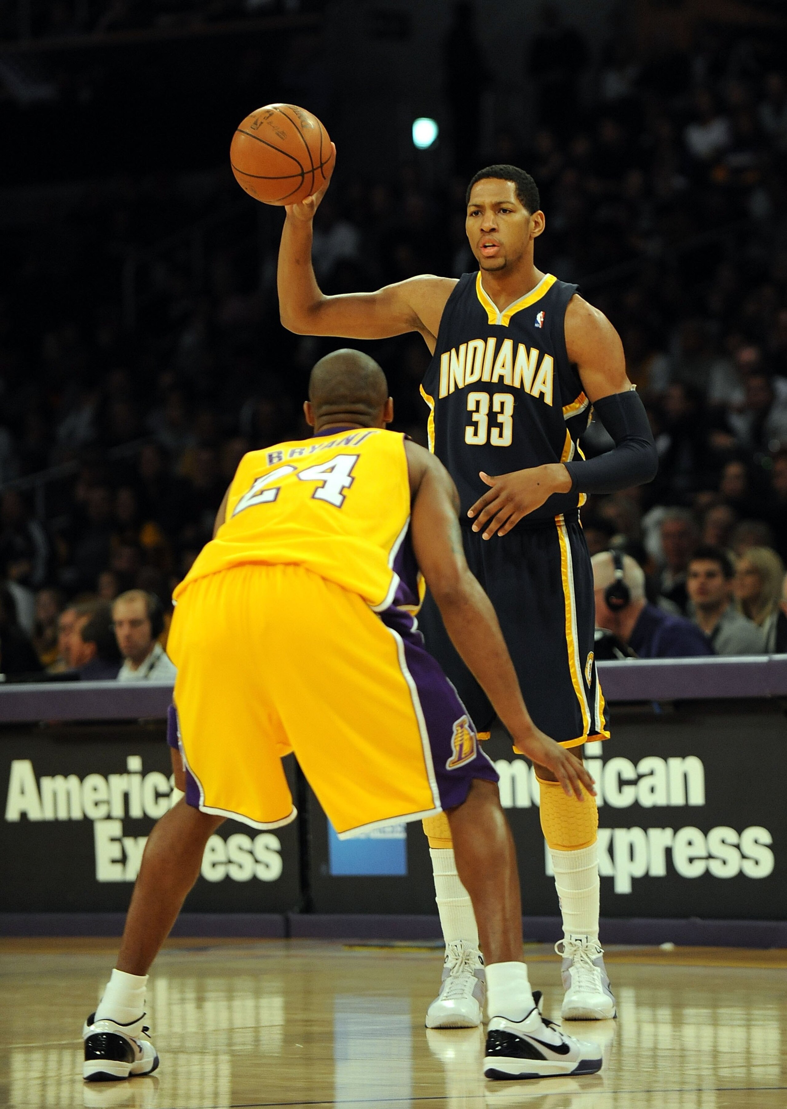 LOS ANGELES, CA - JANUARY 09: Danny Granger #33 of the Indiana Pacers looks to pass in front of Kobe Bryant #24 of the Los Angeles Lakers at the Staples Center on January 9, 2009 in Los Angeles, California. NOTE TO USER: User expressly acknowledges an LOS ANGELES, CA - JANUARY 09: Danny Granger #33 of the Indiana Pacers looks to pass in front of Kobe Bryant #24 of the Los Angeles Lakers at the Staples Center on January 9, 2009 in Los Angeles, California. NOTE TO USER: User expressly acknowledges an