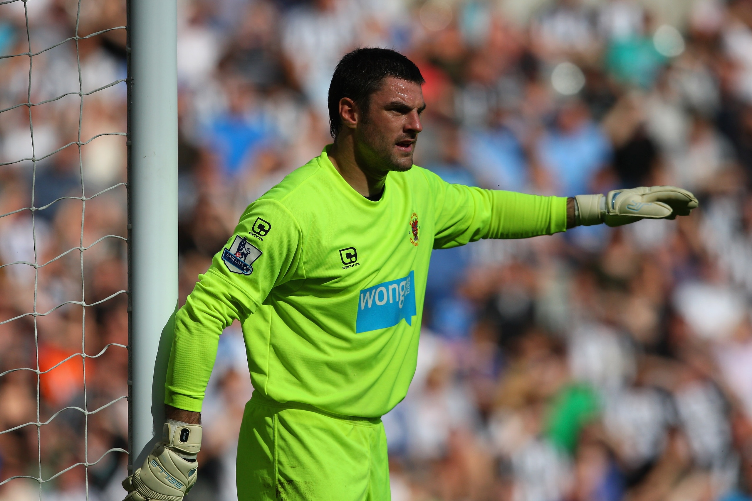 NEWCASTLE UPON TYNE, ENGLAND - SEPTEMBER 11:  Blackpool goalkeeper Matthew Gilks in action during the Barclays Premier League match between Newcastle United and Blackpool at St James' Park on September 11, 2010 in Newcastle upon Tyne, England.  (Photo by 