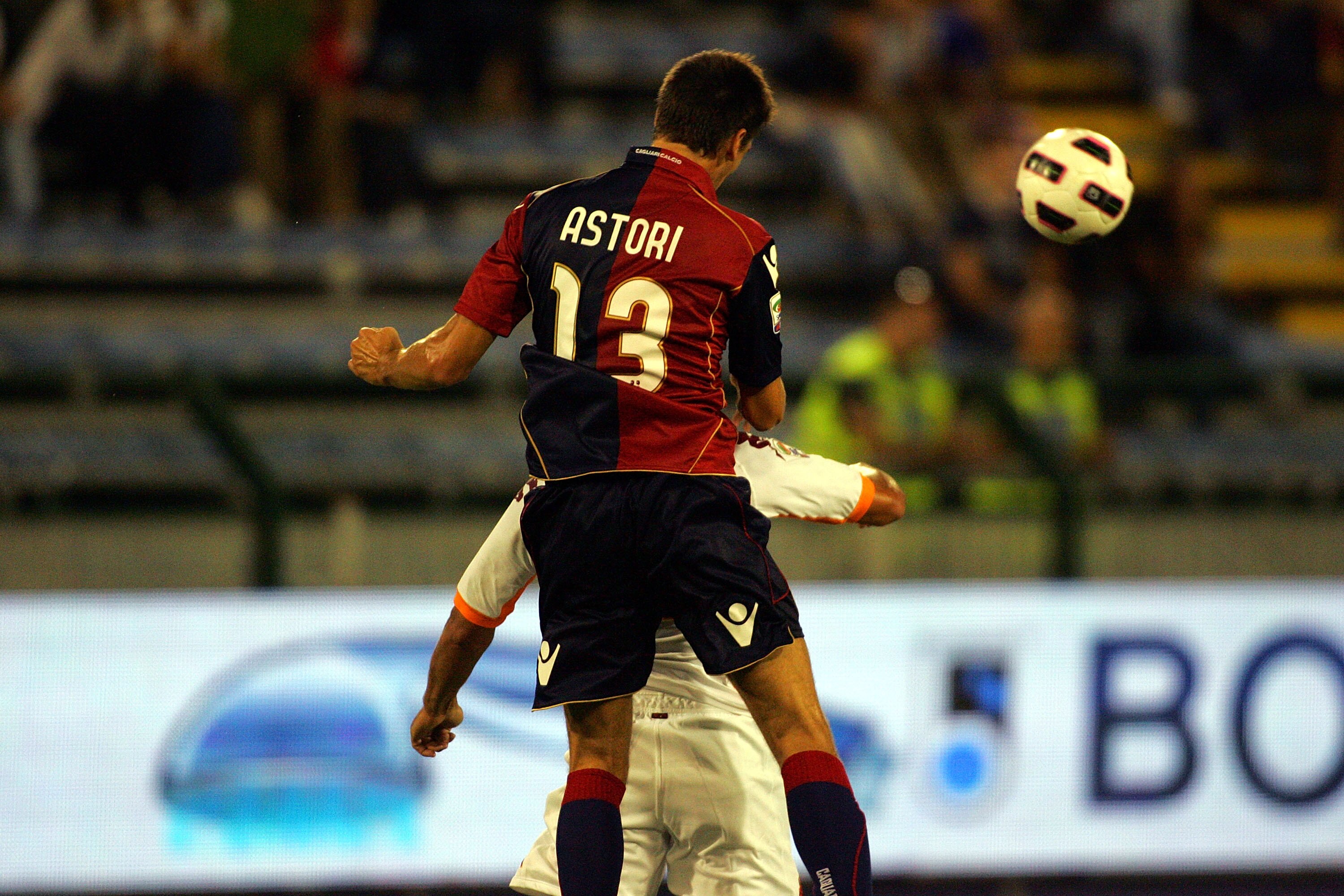 CAGLIARI, ITALY - SEPTEMBER 11: Davide Astori of Cagliari during the Serie A match between Cagliari and Roma at Stadio Sant'Elia on September 11, 2010 in Cagliari, Italy.  (Photo by Enrico Locci/Getty Images)