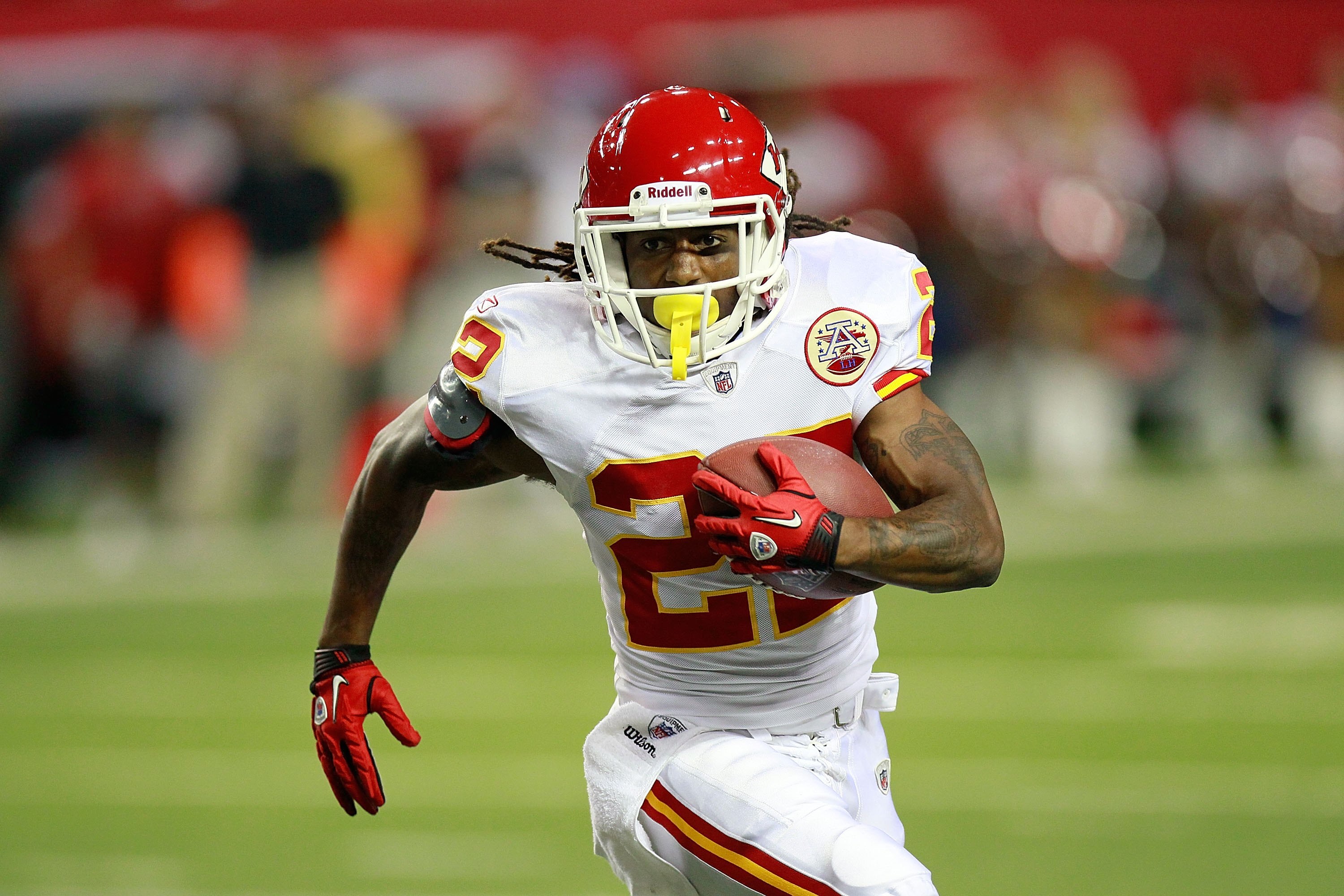 ATLANTA - AUGUST 13:  Dexter McCluster #22 of the Kansas City Chiefs against the Atlanta Falcons at Georgia Dome on August 13, 2010 in Atlanta, Georgia.  (Photo by Kevin C. Cox/Getty Images)