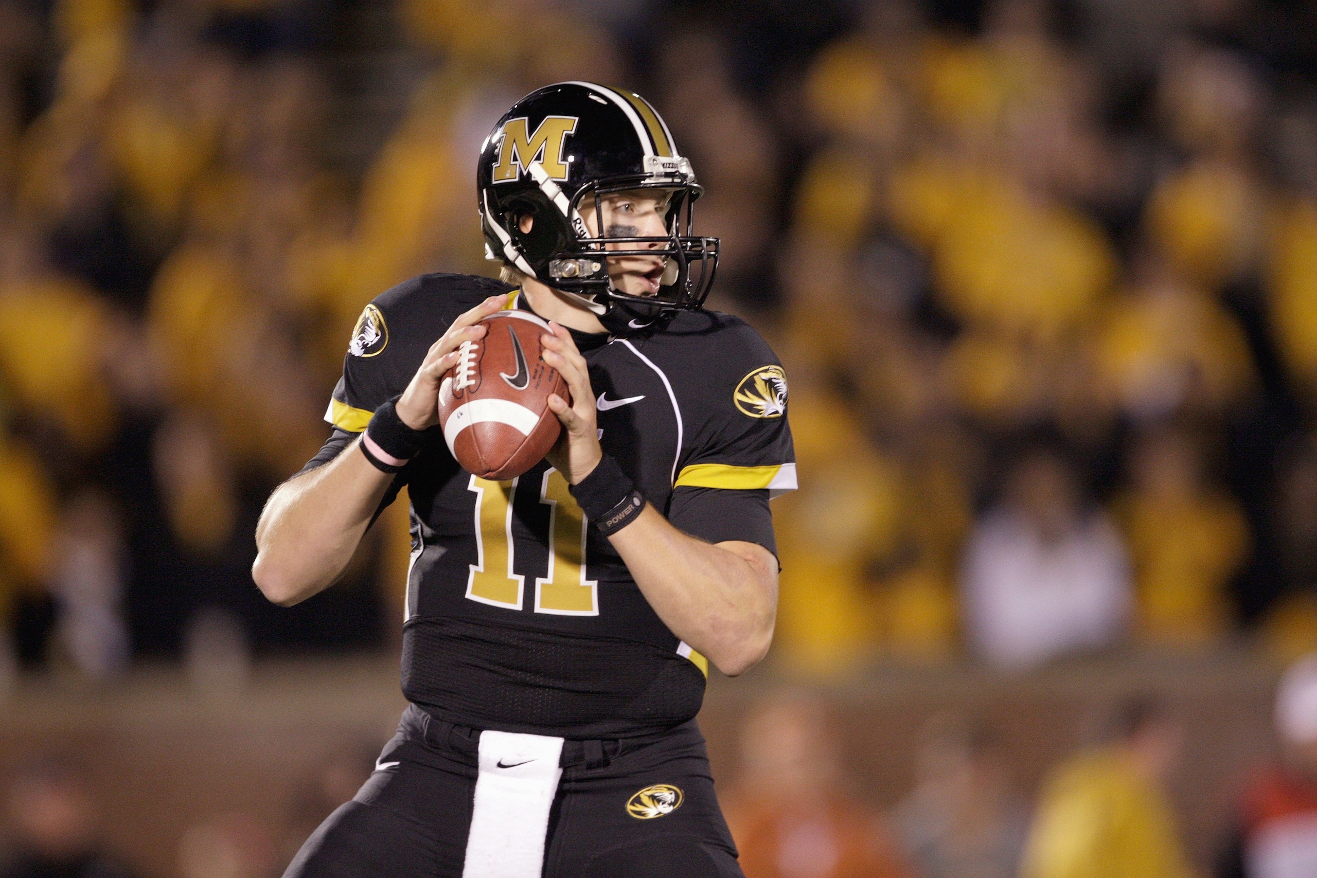 COLUMBIA, MO - OCTOBER 24:  Quarterback Blaine Gabbert #11 of the Missouri Tigers looks to pass the ball during the game against the Texas Longhorns on October 24, 2009 at Faurot Field/Memorial Stadium in Columbia, Missouri. (Photo by Jamie Squire/Getty I