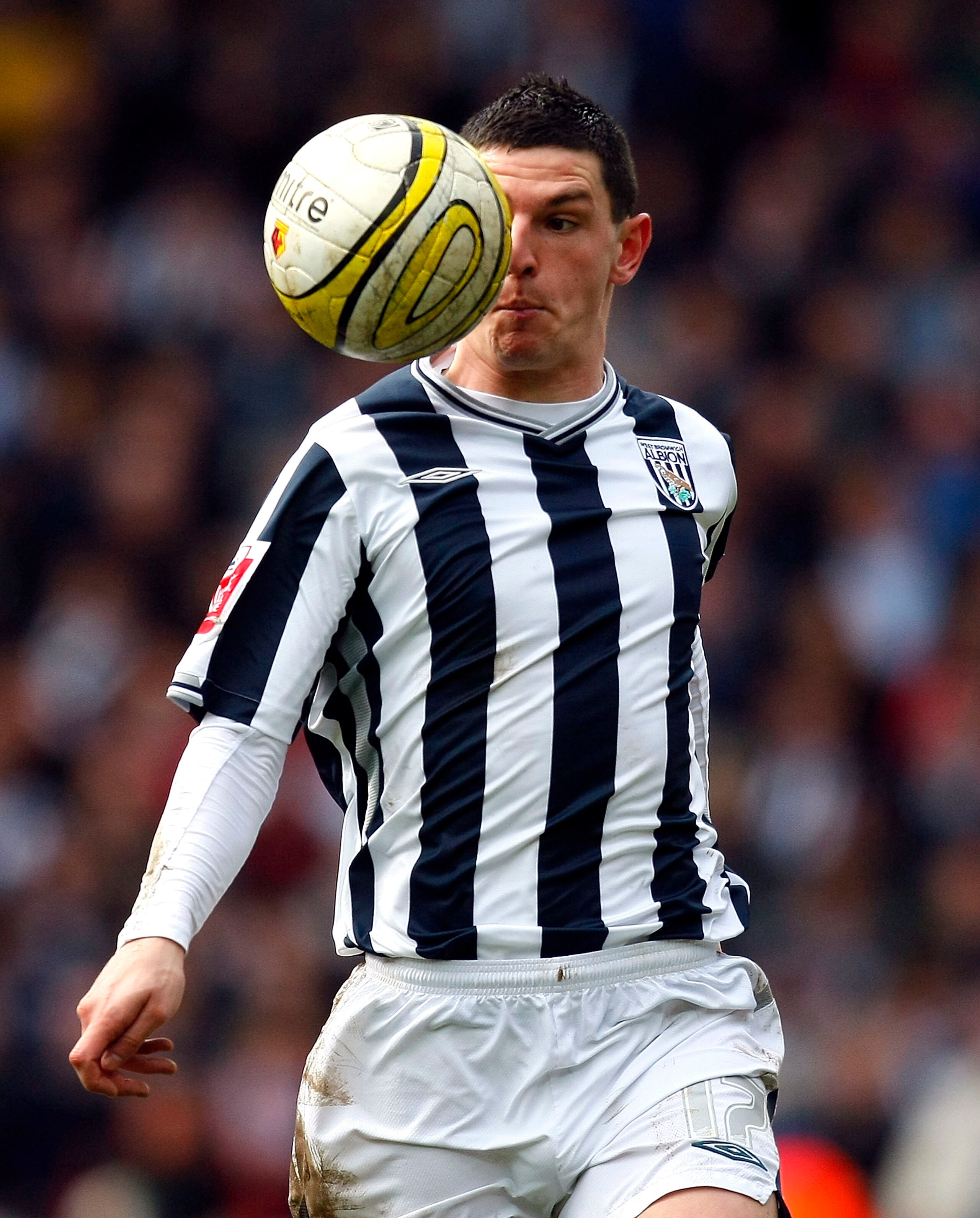 WATFORD, ENGLAND - APRIL 05: Graham Dorrans of West Bromwich Albion in action during the Coca Cola Championship match between Watford and West Bromwich Albion at Vicarage Road on April 05, 2010 in Watford, England. (Photo by Tom Dulat/Getty Images)