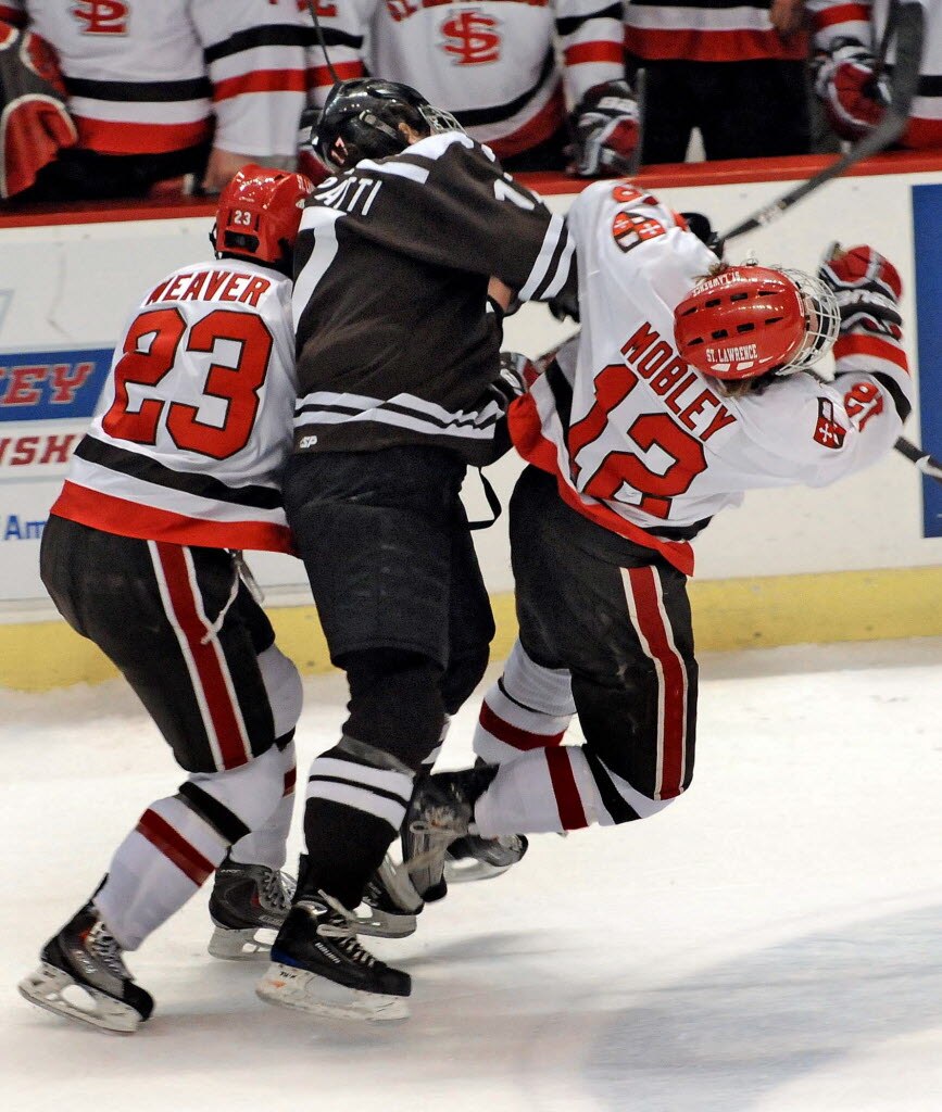 Aaron Volpatti in the middle