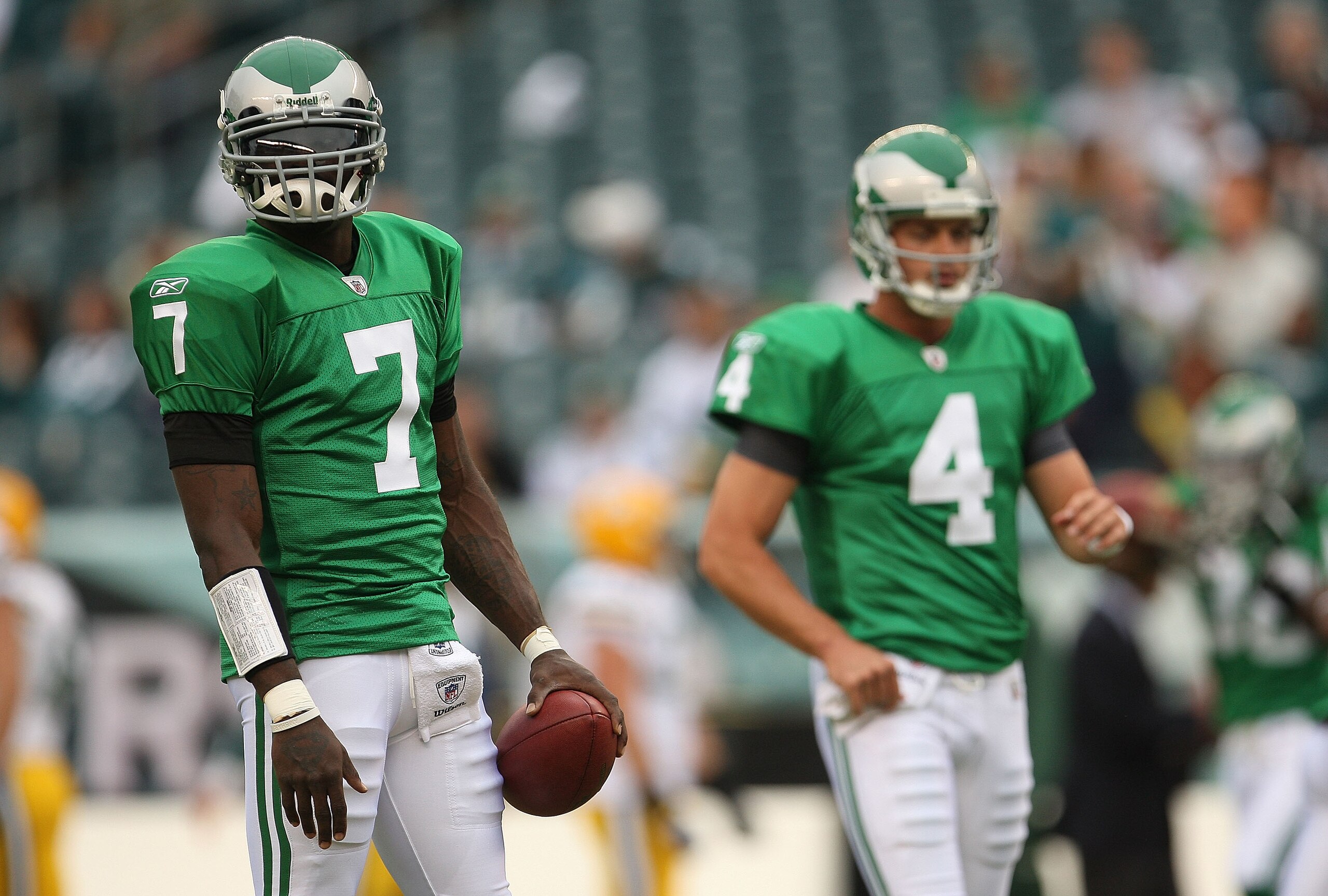 PHILADELPHIA - SEPTEMBER 12: Michael Vick #7 of the Philadelphia Eagles warms up before a game against the Green Bay Packers during the NFL season opener at Lincoln Financial Field on September 12, 2010 in Philadelphia, Pennsylvania. (Photo by Mike Ehrm PHILADELPHIA - SEPTEMBER 12: Michael Vick #7 of the Philadelphia Eagles warms up before a game against the Green Bay Packers during the NFL season opener at Lincoln Financial Field on September 12, 2010 in Philadelphia, Pennsylvania. (Photo by Mike Ehrm