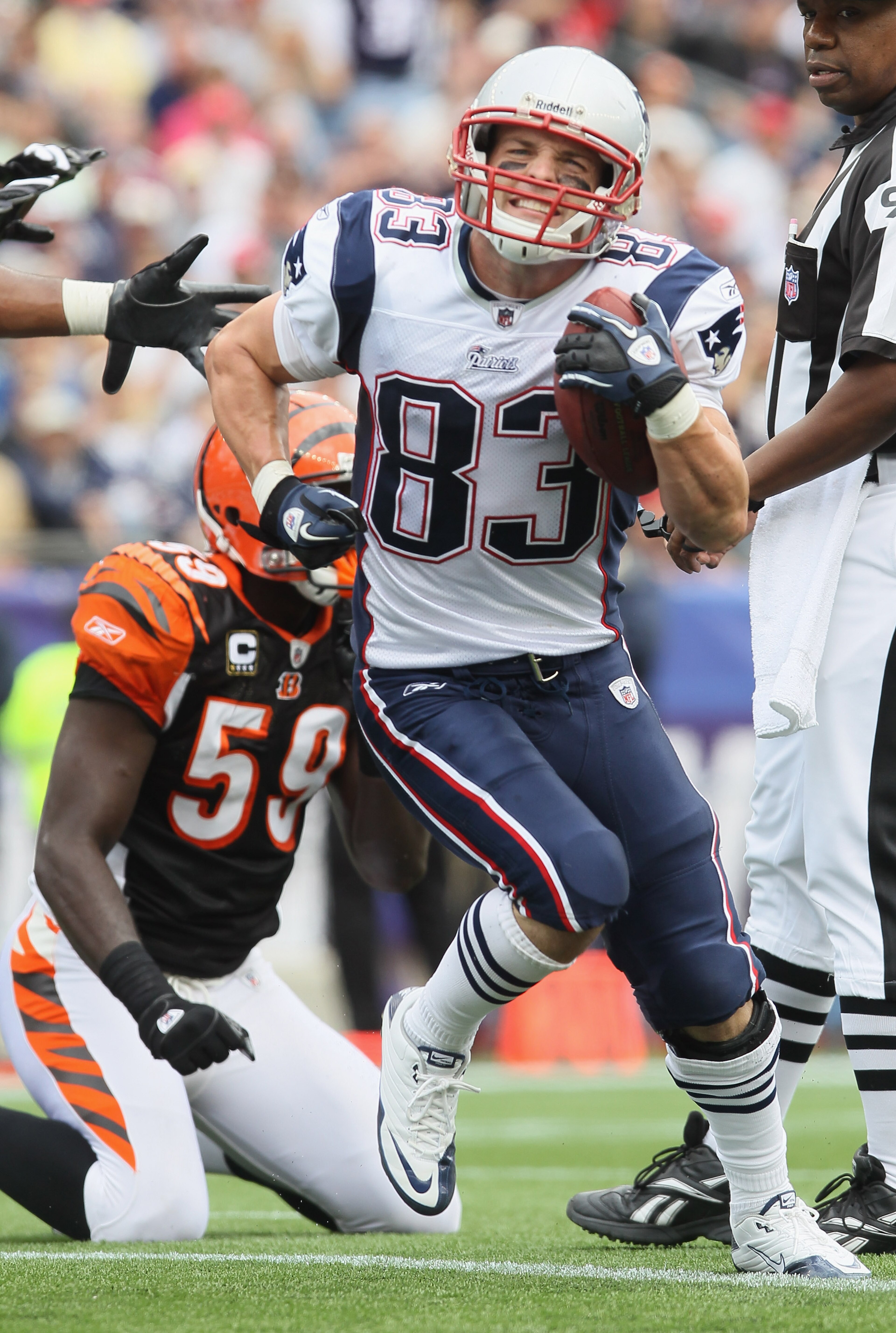 FOXBORO, MA - SEPTEMBER 12:  Wes Welker #83 of the New England Patriots celebrates his touchdown in the second quarter against the Cincinnati Bengals during the NFL season opener on September 12, 2010 at Gillette Stadium in Foxboro, Massachusetts.  (Photo