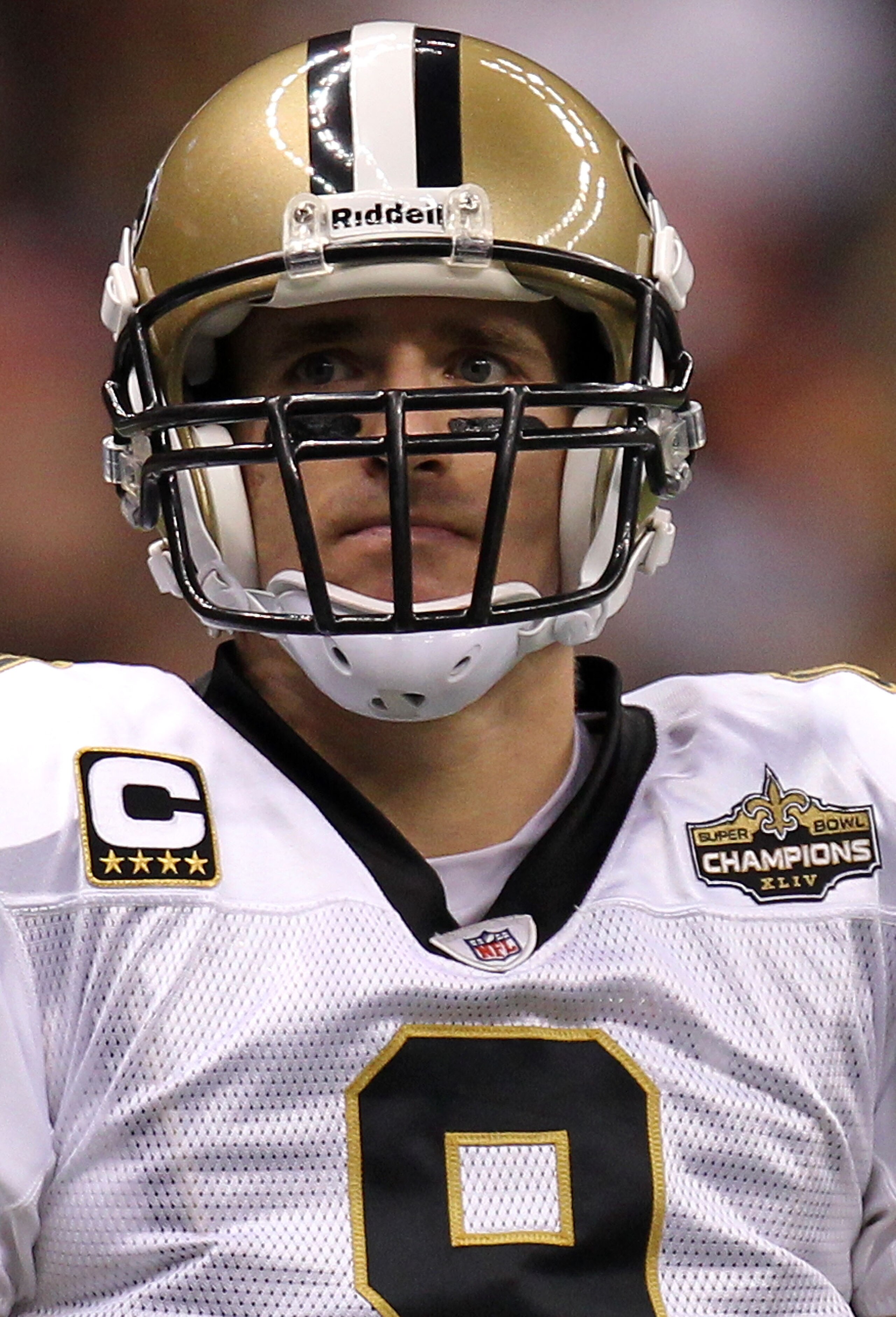 NEW ORLEANS - SEPTEMBER 09:  Quarterback Drew Brees #9 of the New Orleans Saints at Louisiana Superdome on September 9, 2010 in New Orleans, Louisiana.  (Photo by Ronald Martinez/Getty Images)