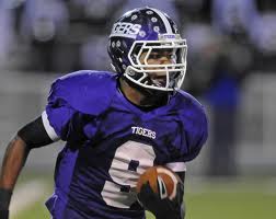 Chris Jones Would Be a Nice Addition at the Corner Position