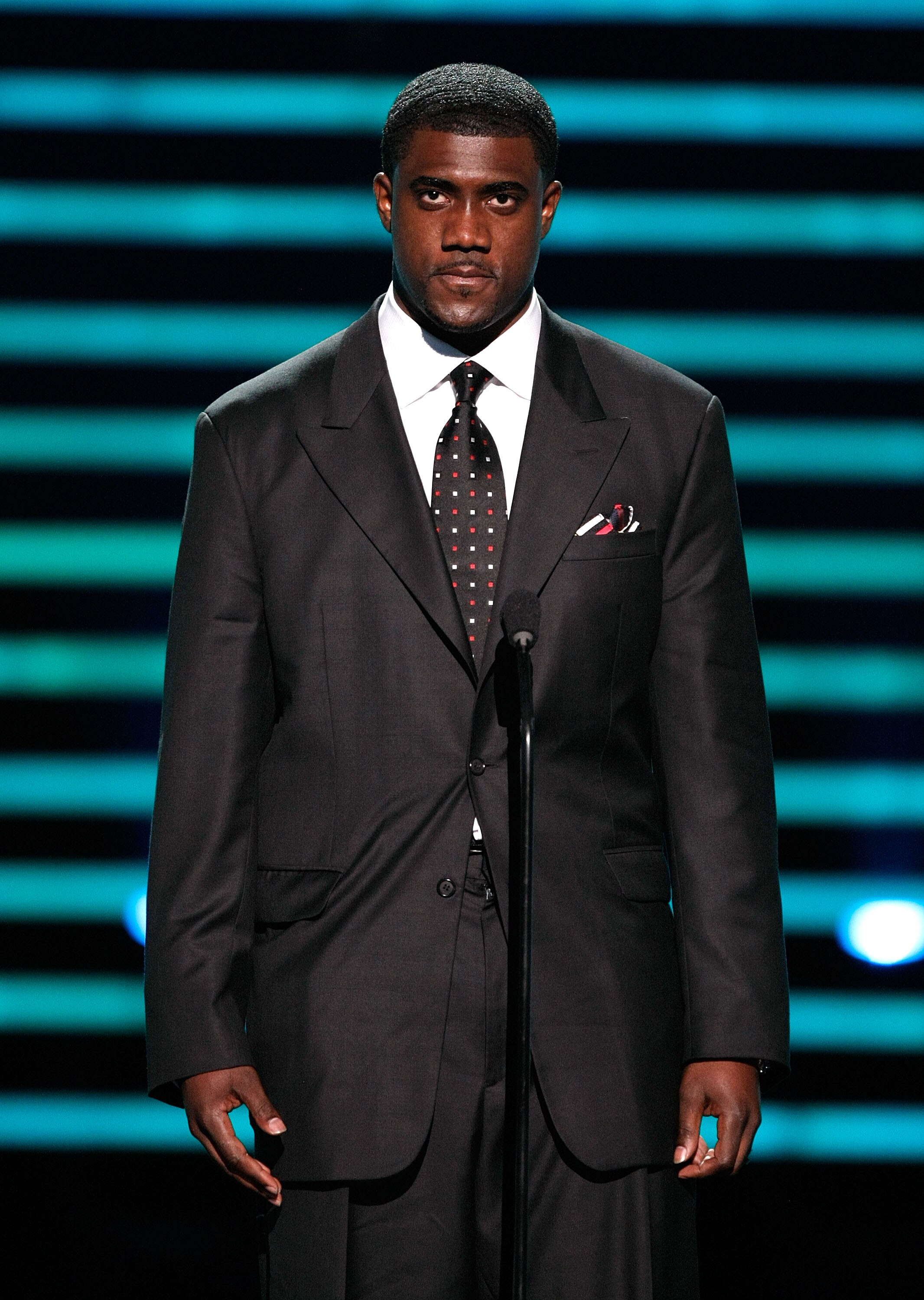 LOS ANGELES, CA - JULY 16:  Former NFL player Kevin Everett accepts the Jimmy V Award for Perserverance onstage at the 2008 ESPY Awards held at NOKIA Theatre L.A. LIVE on July 16, 2008 in Los Angeles, California.  The 2008 ESPYs will air on Sunday, July 2