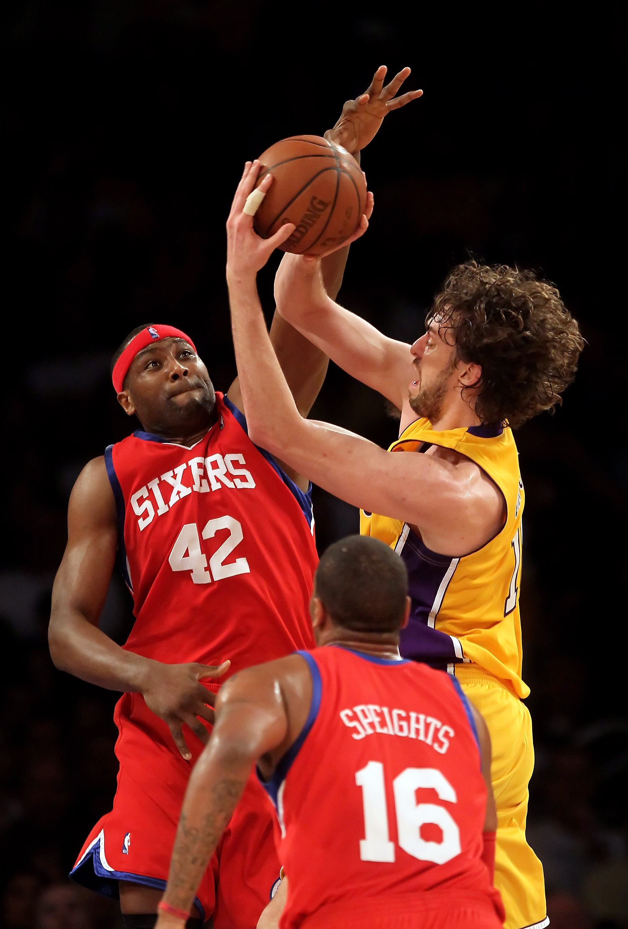 LOS ANGELES, CA - FEBRUARY 26: Pau Gasol #16 of the Los Angeles Lakers is defended by Elton Brand #42 of the Philadelphia 76ers in the first half at Staples Center on February 26, 2010 in Los Angeles, California. NOTE TO USER: User expressly acknowledges LOS ANGELES, CA - FEBRUARY 26: Pau Gasol #16 of the Los Angeles Lakers is defended by Elton Brand #42 of the Philadelphia 76ers in the first half at Staples Center on February 26, 2010 in Los Angeles, California. NOTE TO USER: User expressly acknowledges