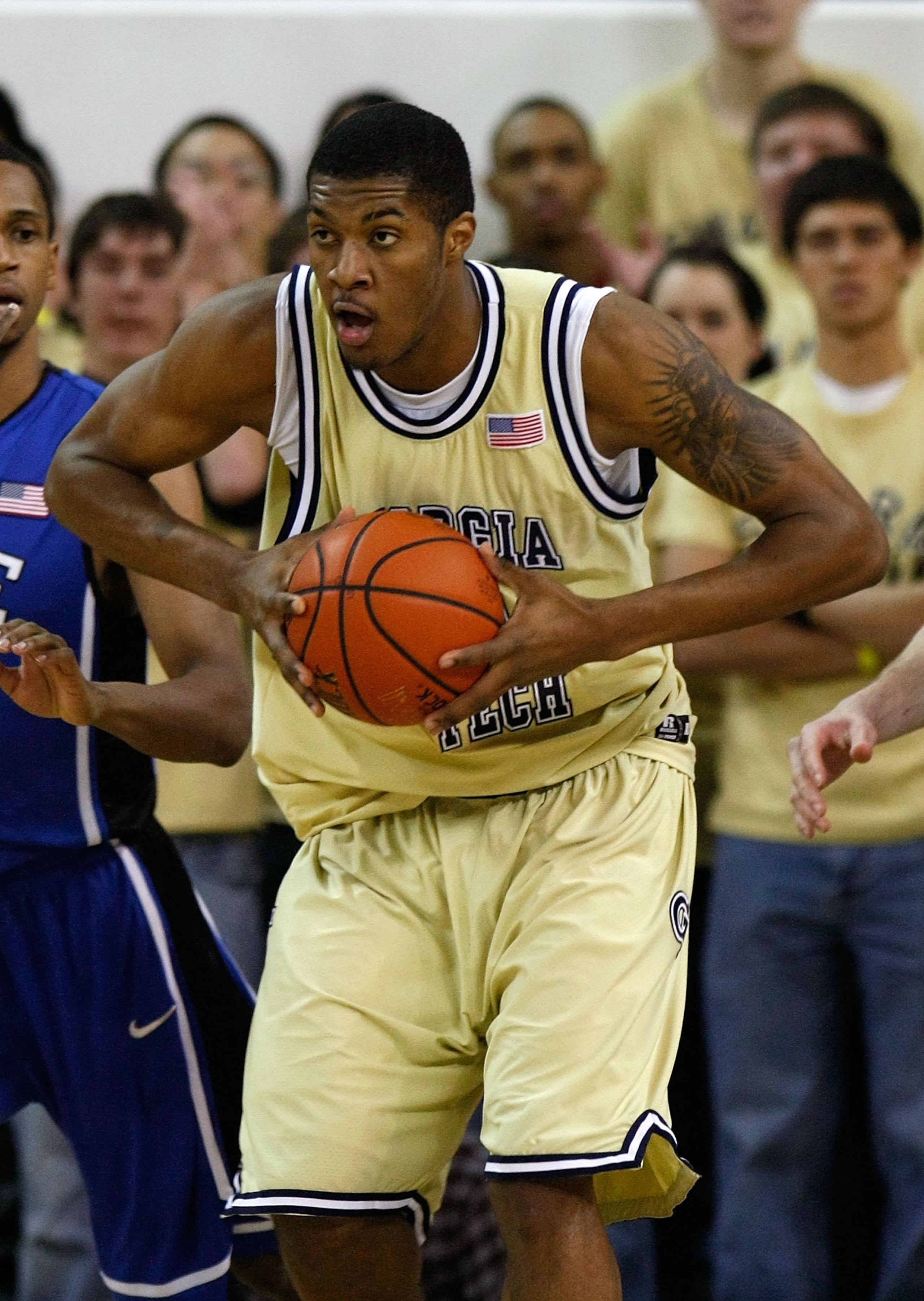 ATLANTA - JANUARY 09:  Derrick Favors #14 of the Georgia Tech Yellow Jackets against the Duke Blue Devils at Alexander Memorial Coliseum on January 9, 2010 in Atlanta, Georgia.  (Photo by Kevin C. Cox/Getty Images)