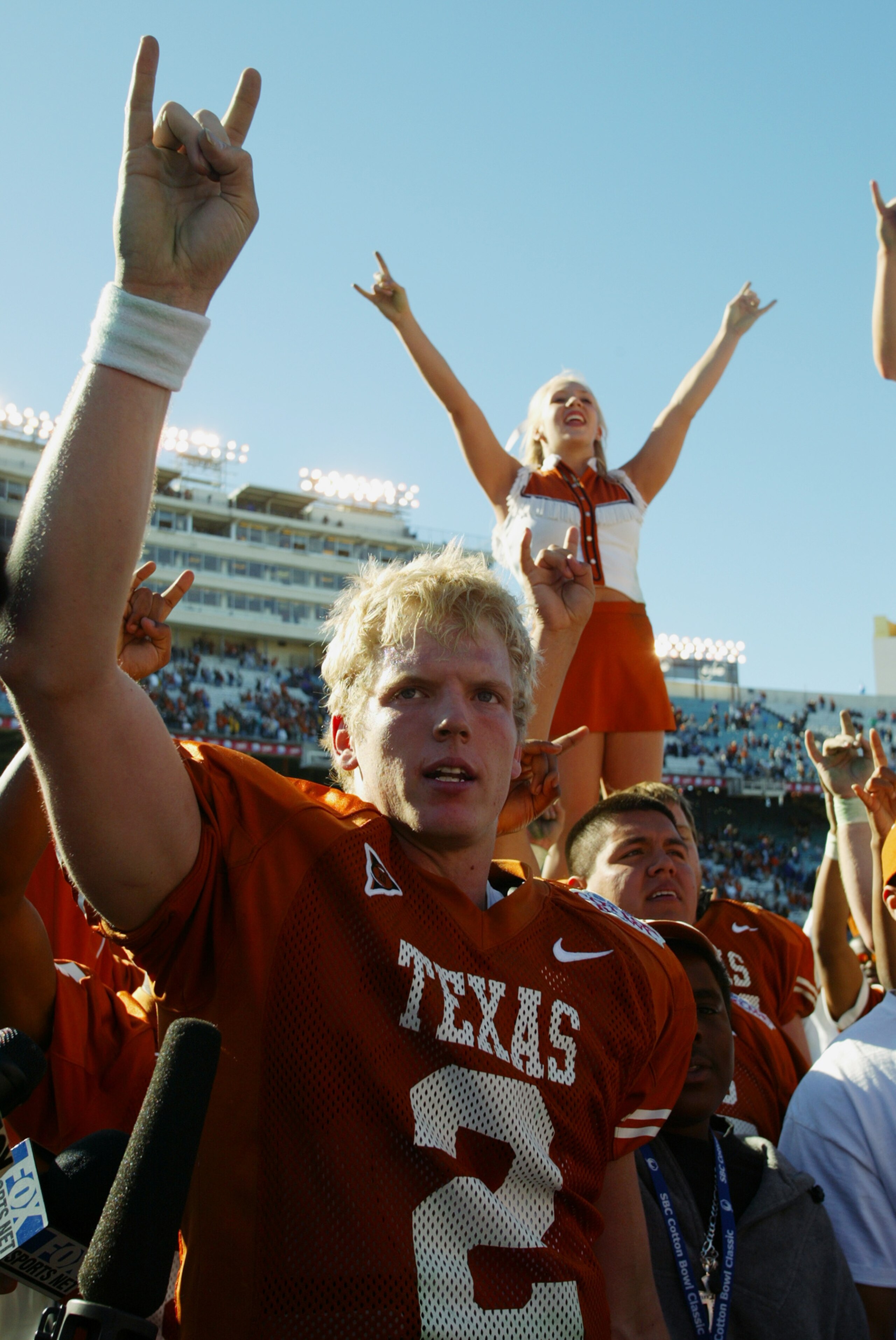 DALLAS - JANUARY 01:  Quarterback Chris Simms #2 the University of Texas Longhorns gives the 'hook em horns' sign after defeating the Louisiana State University Tigers 35-20 in the 67th SBC Cotton Bowl Classic on January 1, 2003 in Dallas, Texas.  (Photo 