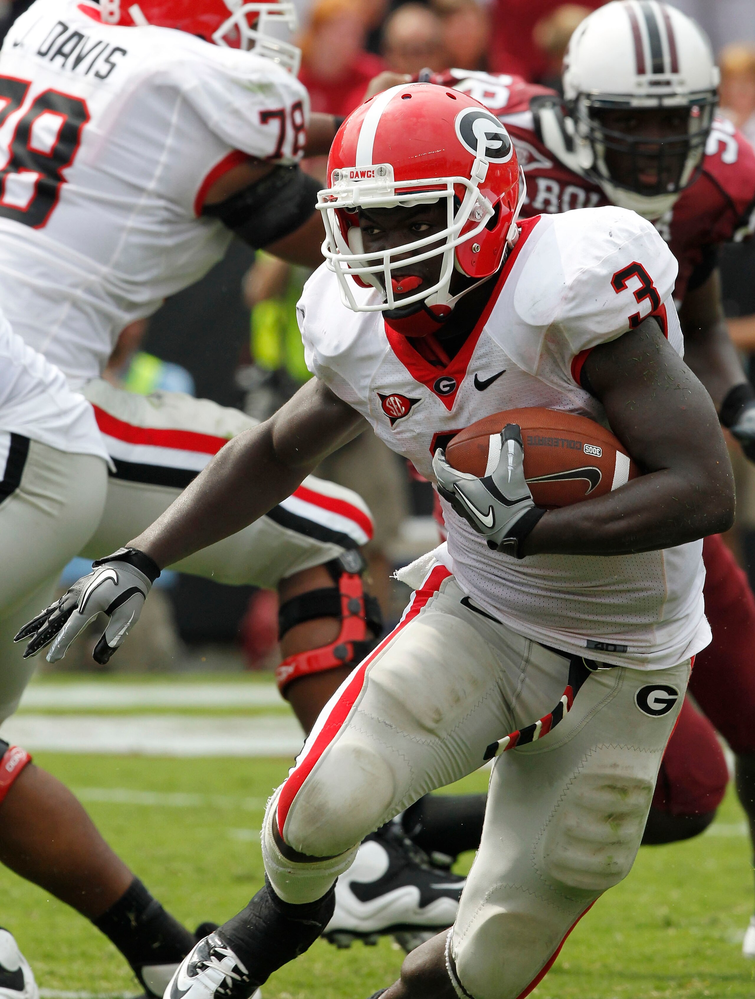 COLUMBIA, SC - SEPTEMBER 11: Tailback Washaun Ealey #3 of the Georgia Bulldogs runs with the ball during the game against the South Carolina Gamecocks at Williams-Brice Stadium on September 11, 2010 in Columbia, South Carolina. The Gamecocks beat the Bull