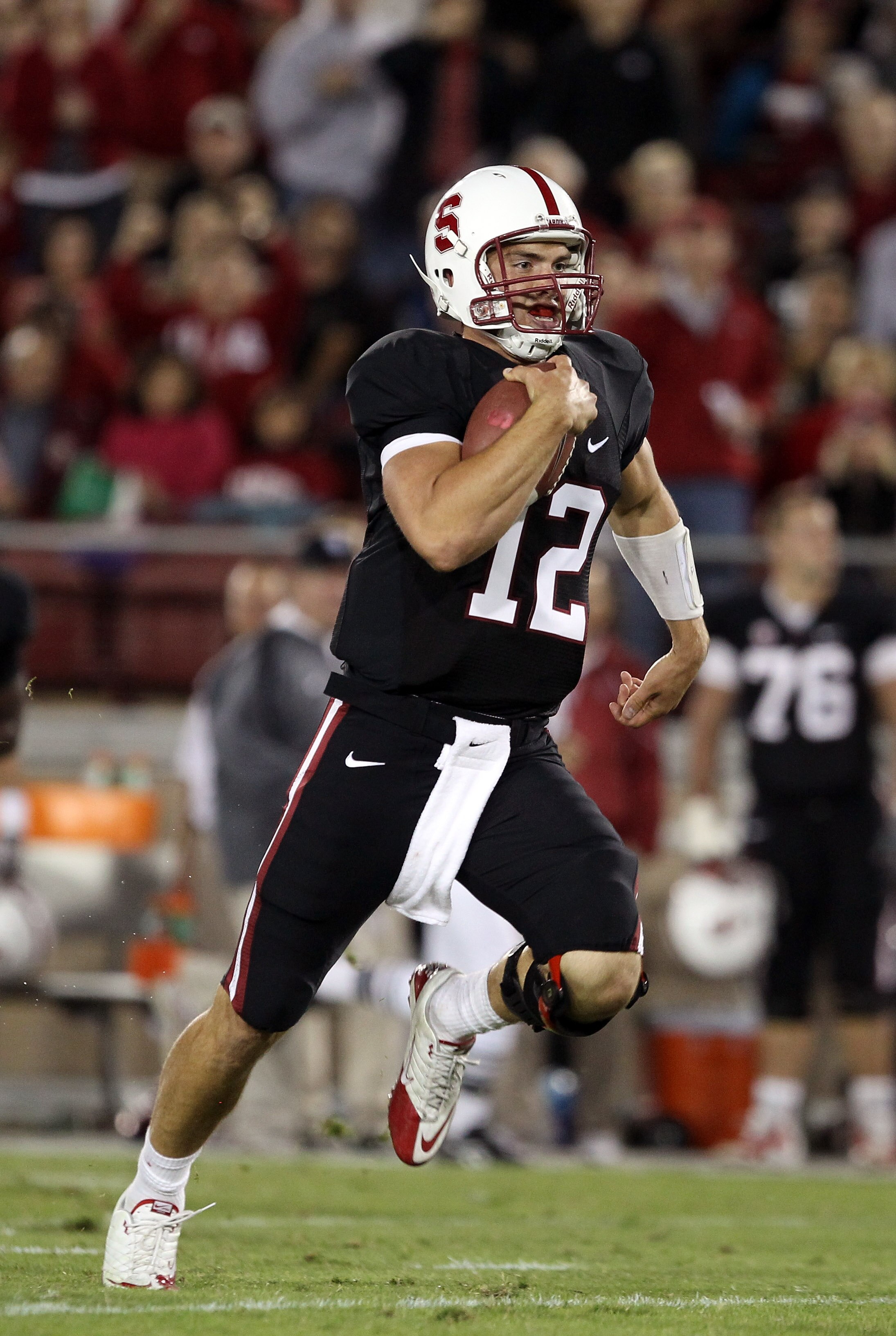 PALO ALTO, CA - SEPTEMBER 18:  Andrew Luck #12 of the Stanford Cardinal runs on his way to a touchdown against the Wake Forest Demon Deacons at Stanford Stadium on September 18, 2010 in Palo Alto, California.  (Photo by Ezra Shaw/Getty Images)