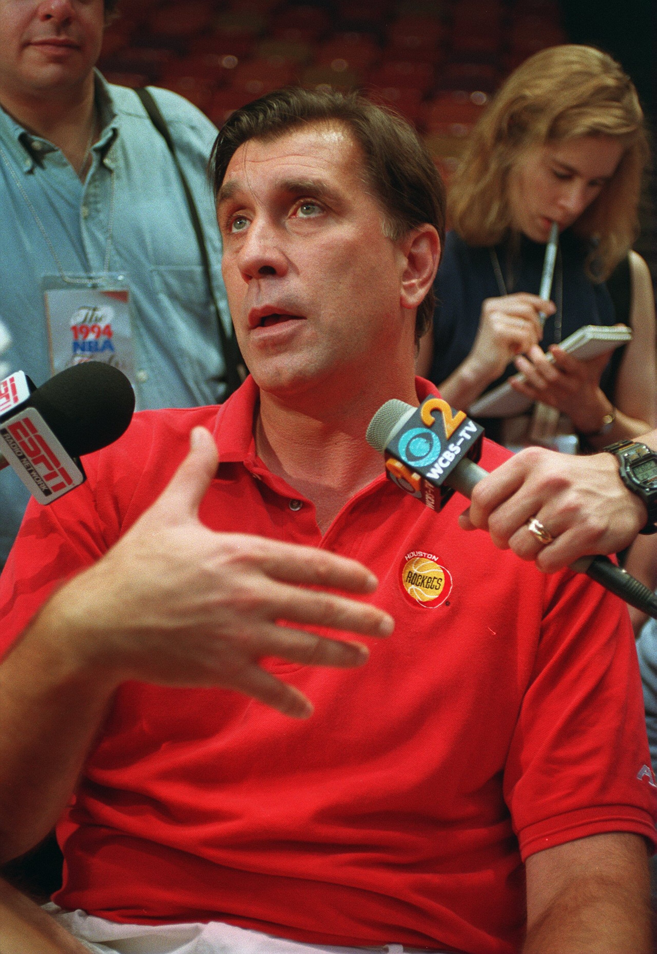 21 Jun 1994: HOUSTON ROCKET HEAD COACH RUDY TOMJANOVICH RESPONDS TO A QUESTION FROM THE MEDIA FOLLOWING THE ROCKET''S PRACTICE ONE DAY PRIOR TO GAME SEVEN OF THE NBA CHAMPIONSHIPS AGAINST THE NEW YORK KNICKS. 21 Jun 1994: HOUSTON ROCKET HEAD COACH RUDY TOMJANOVICH RESPONDS TO A QUESTION FROM THE MEDIA FOLLOWING THE ROCKET''S PRACTICE ONE DAY PRIOR TO GAME SEVEN OF THE NBA CHAMPIONSHIPS AGAINST THE NEW YORK KNICKS.