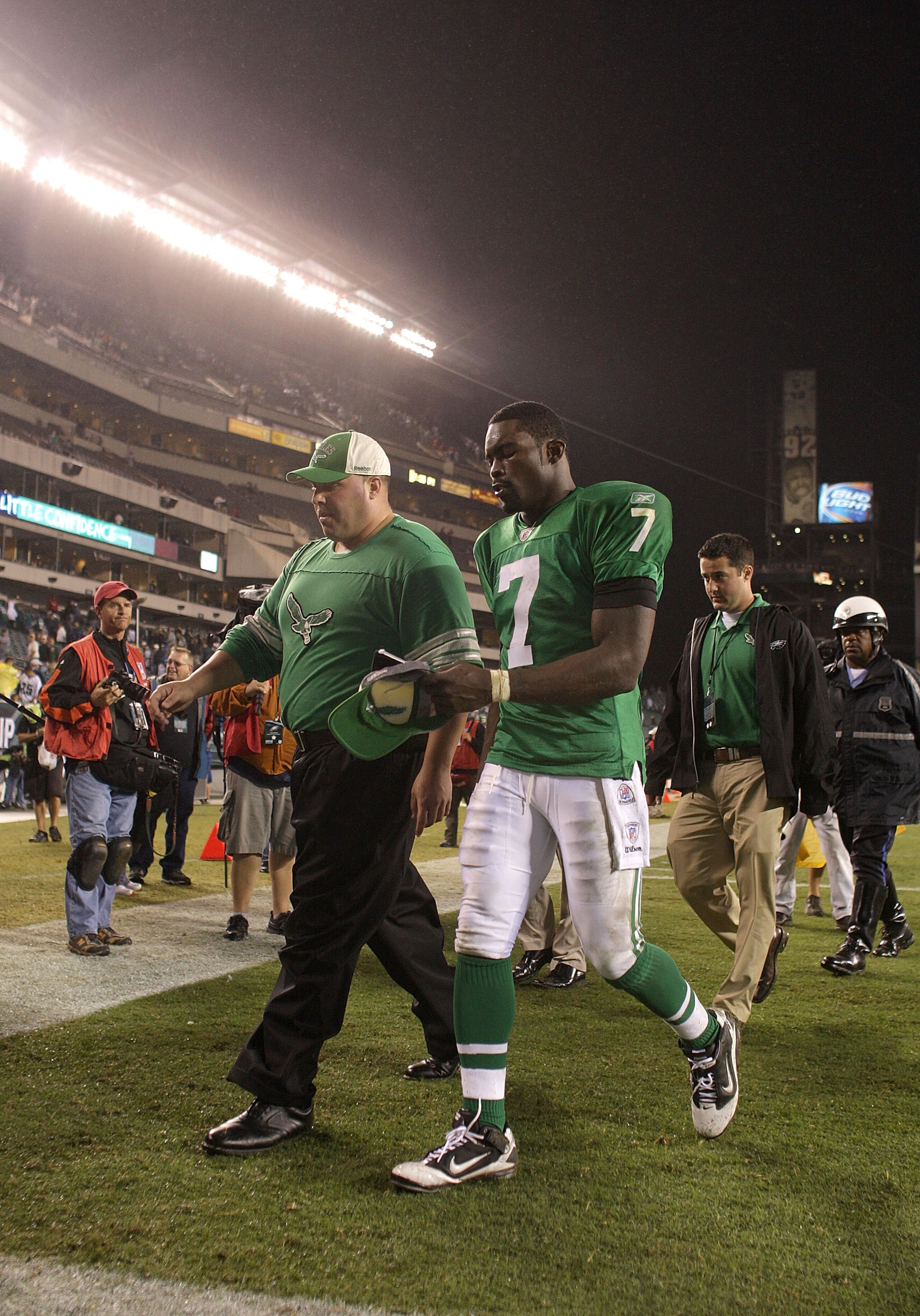 PHILADELPHIA - SEPTEMBER 12:  Michael Vick #7 of the Philadelphia Eagles  walks off the field after a loss in a game against the Green Bay Packers at Lincoln Financial Field on September 12, 2010 in Philadelphia, Pennsylvania. The Packers beat the Eagles 