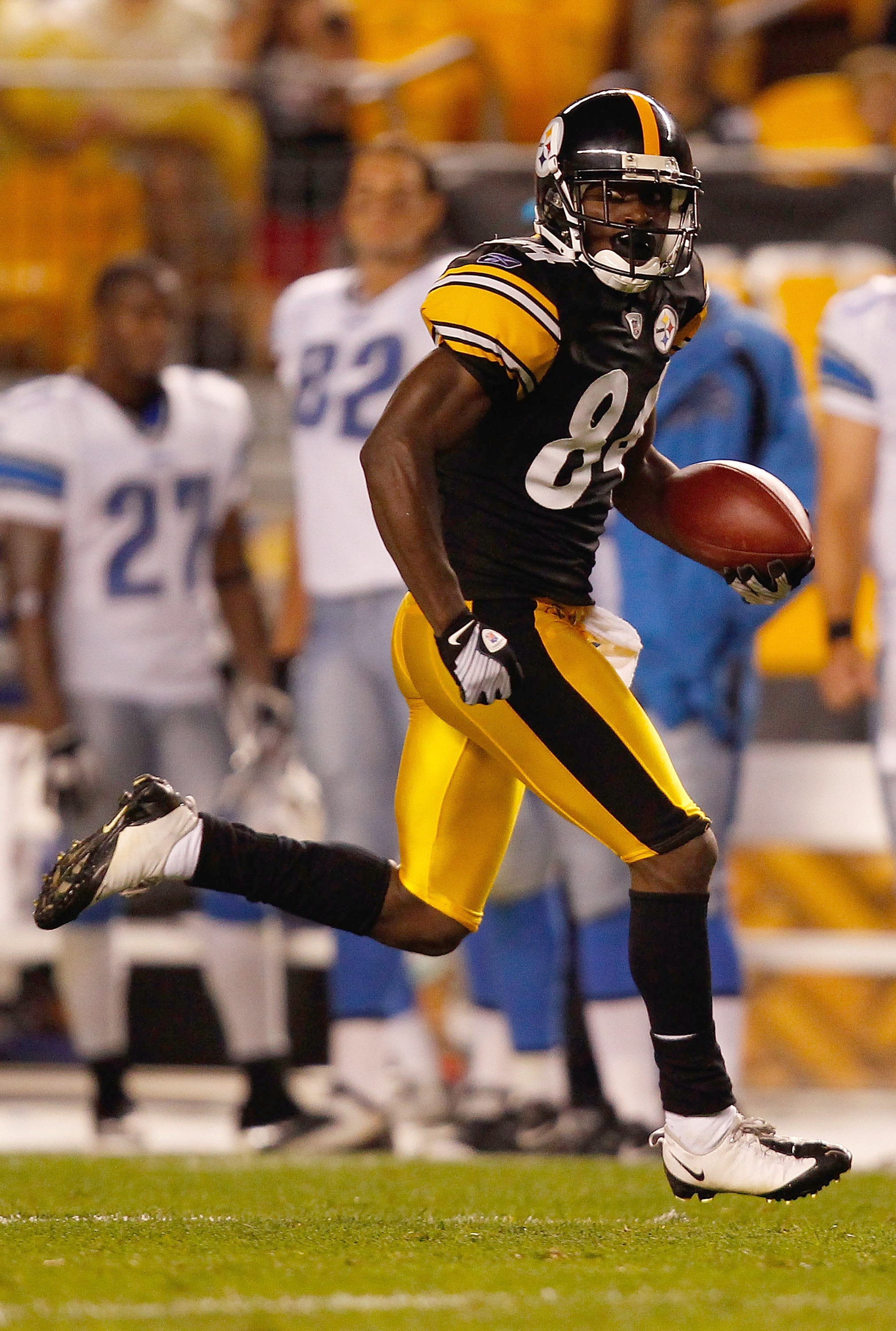 PITTSBURGH - AUGUST 14:  Antonio Brown #84 of the Pittsburgh Steelers crosses the goal line on a 64 yard touchdown catch against the Detroit Lions during the preseason game on August 14, 2010 at Heinz Field in Pittsburgh, Pennsylvania. Steelers won 23-7.
