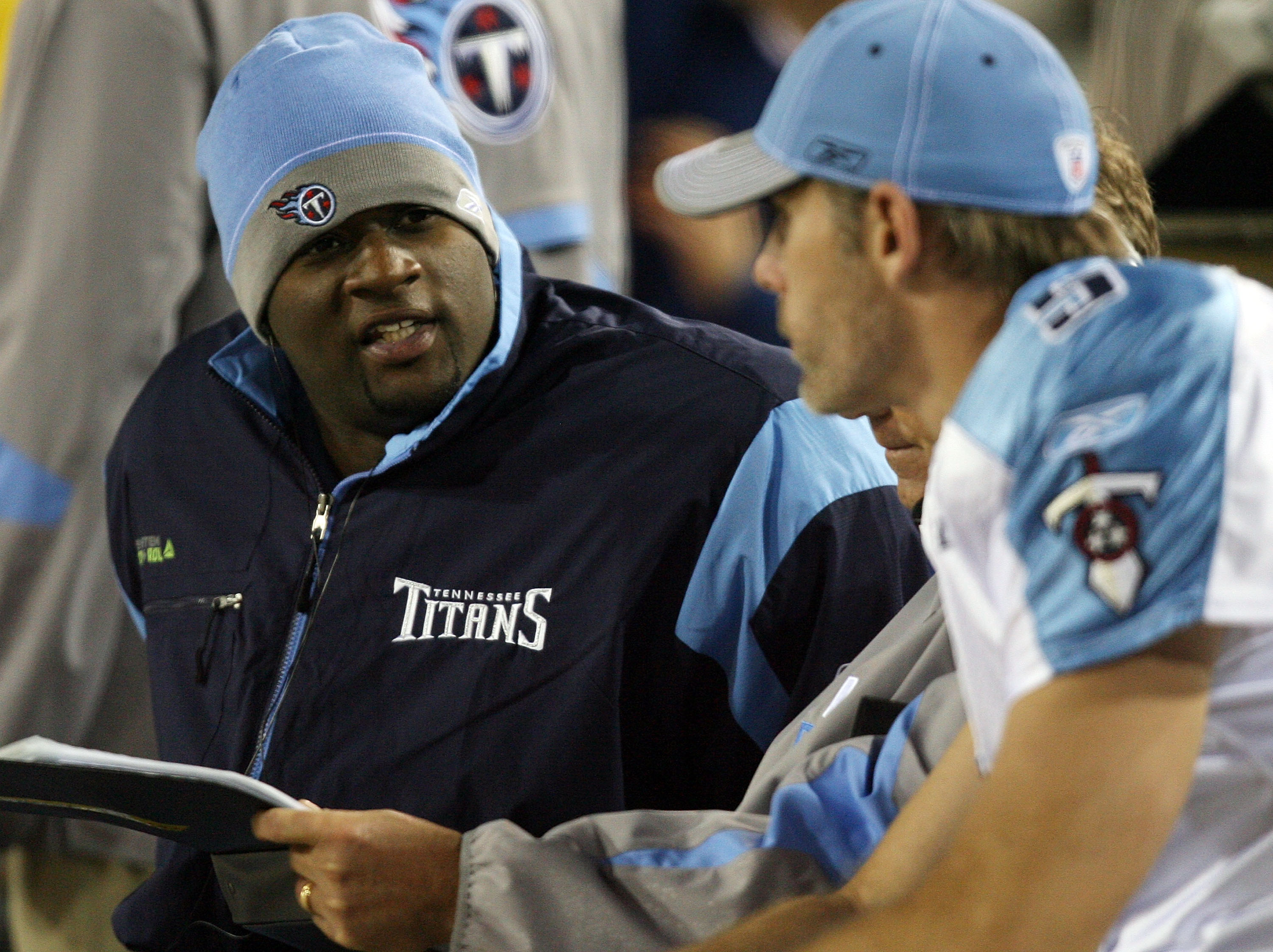 JACKSONVILLE, FL - NOVEMBER 16: Quarterbacks Kerry Collins #5 and Vince Young #10 of the Tennessee Titans talk on the sidelines in the second half while taking on the Jacksonville Jaguars at Jacksonville Municipal Stadium on November 16, 2008 in Jacksonvi
