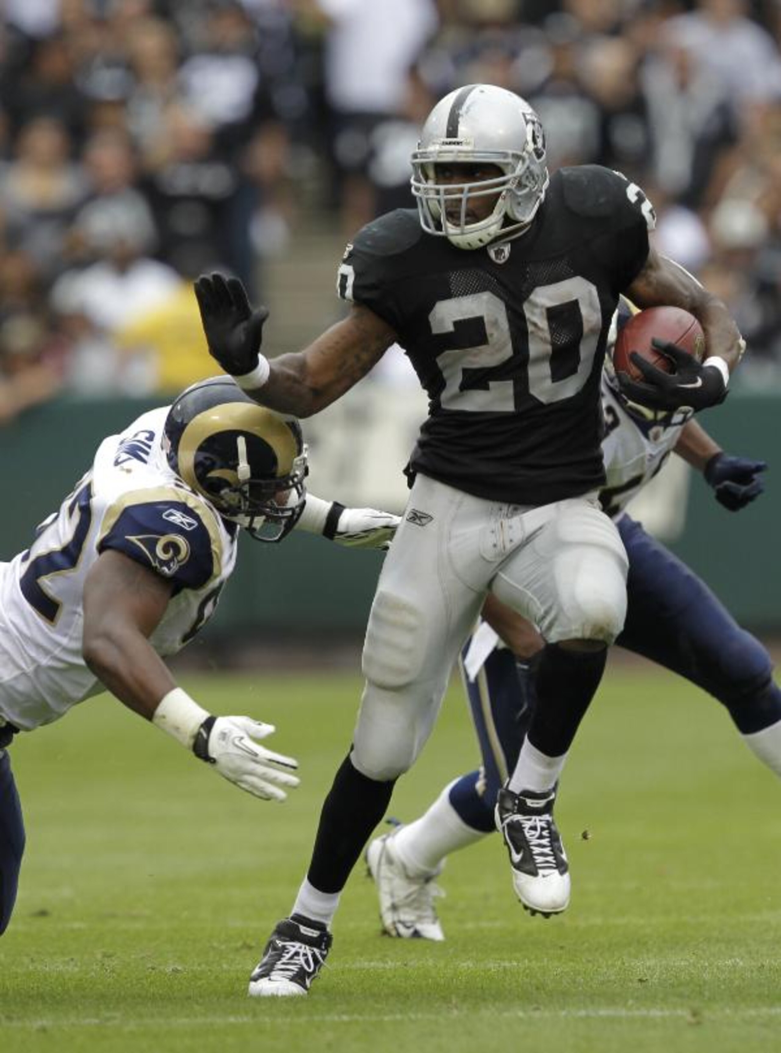 Darren McFadden doing his best to prove the critics wrong.