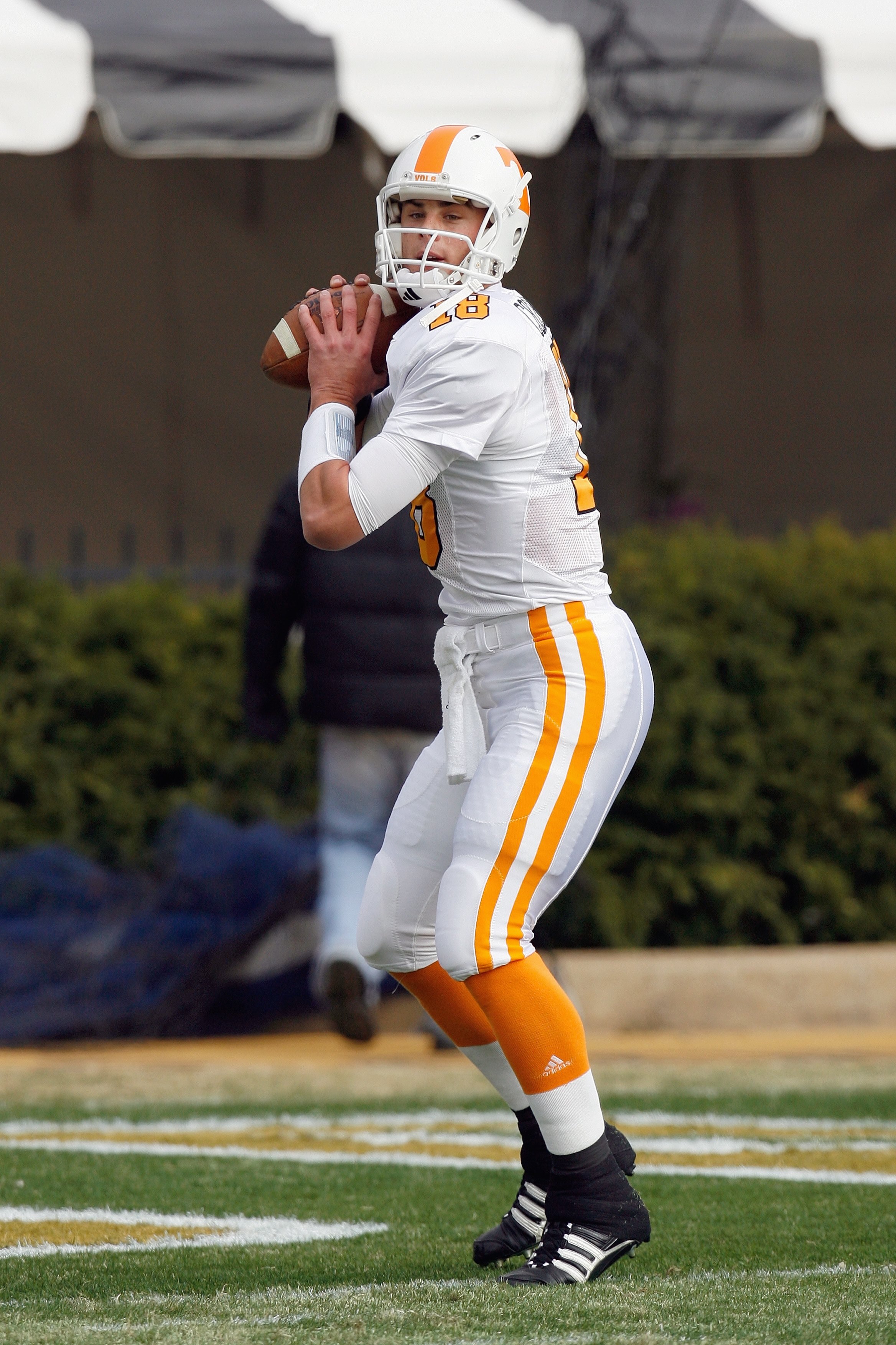 NASHVILLE, TN - NOVEMBER 22: Quarterback  B.J. Coleman #18 of the Tennessee Volunteers warms up before the game against the Vanderbilt Commodores at Vanderbilt Stadium on November 22, 2008 in Nashville, North Carolina.  (Photo by Kevin C. Cox/Getty Images