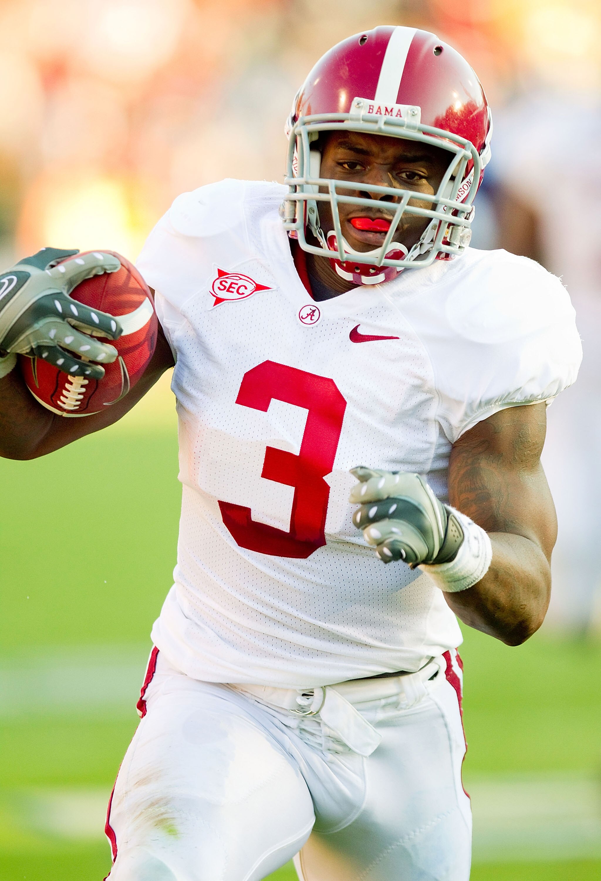 DURHAM, NC - SEPTEMBER 18: Trent Richardson #3 of the Alabama Crimson Tide scores on a 45-yard touchdown run during third quarter action against the Duke Blue Devils at Wallace Wade Stadium on September 18, 2010 in Durham, North Carolina.  The Crimson Tid