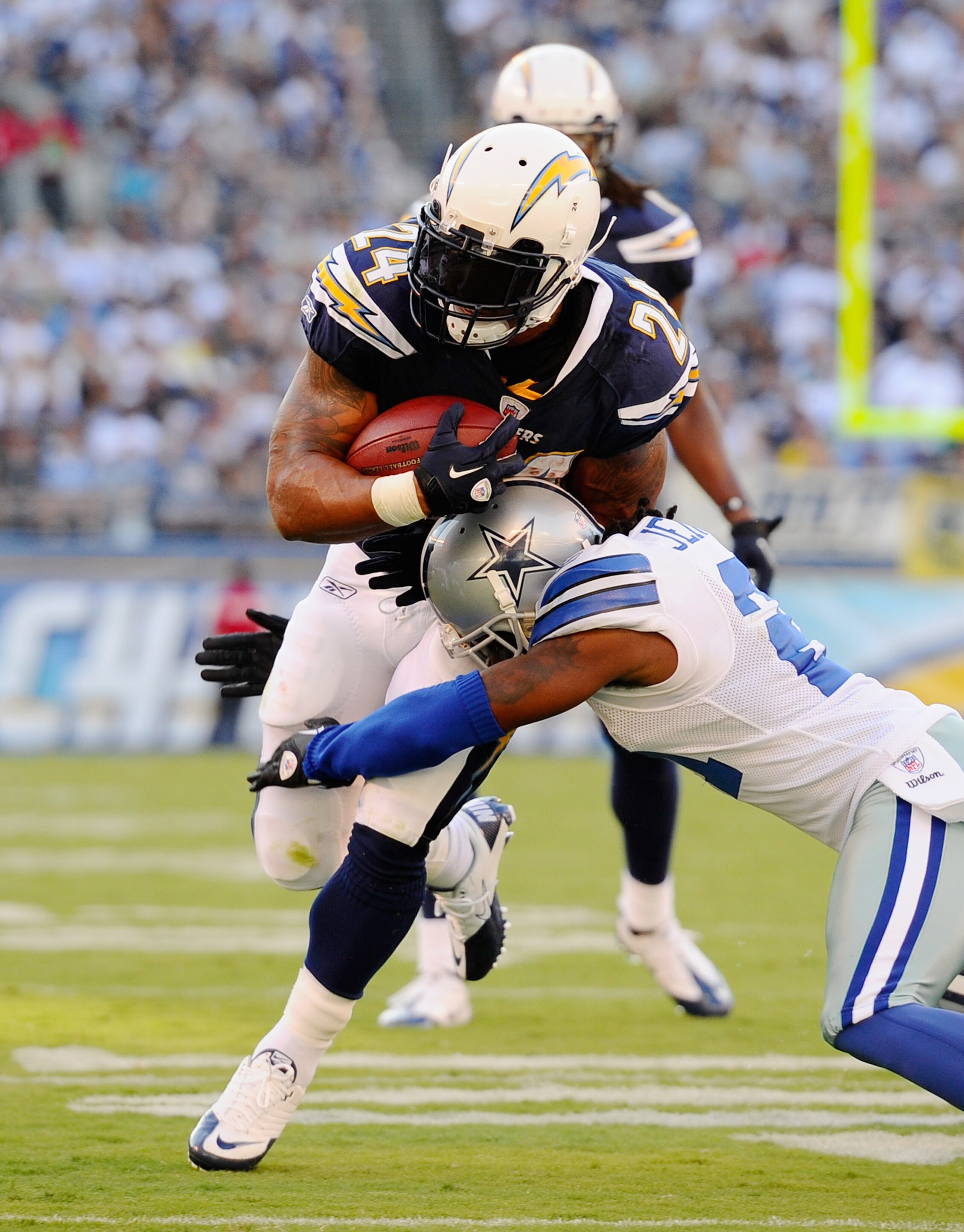 SAN DIEGO - AUGUST 21:  Running back Ryan Matthews #24 of the San Diego Chargers rushes during the pre-season NFL football game against Dallas Cowboys at Qualcomm Stadium on August 21, 2010 in San Diego, California.  (Photo by Kevork Djansezian/Getty Imag