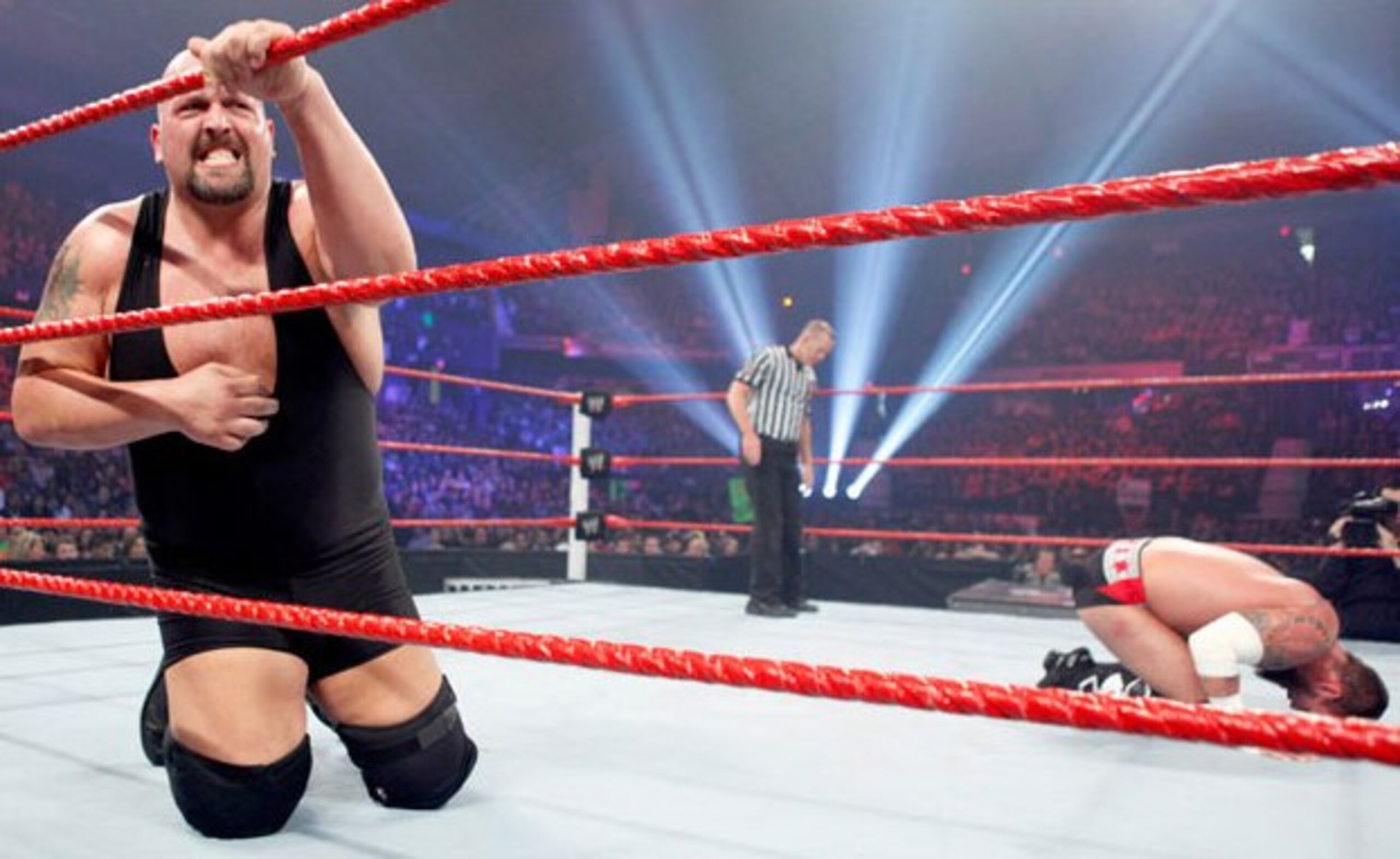 Big Show seems unstoppable