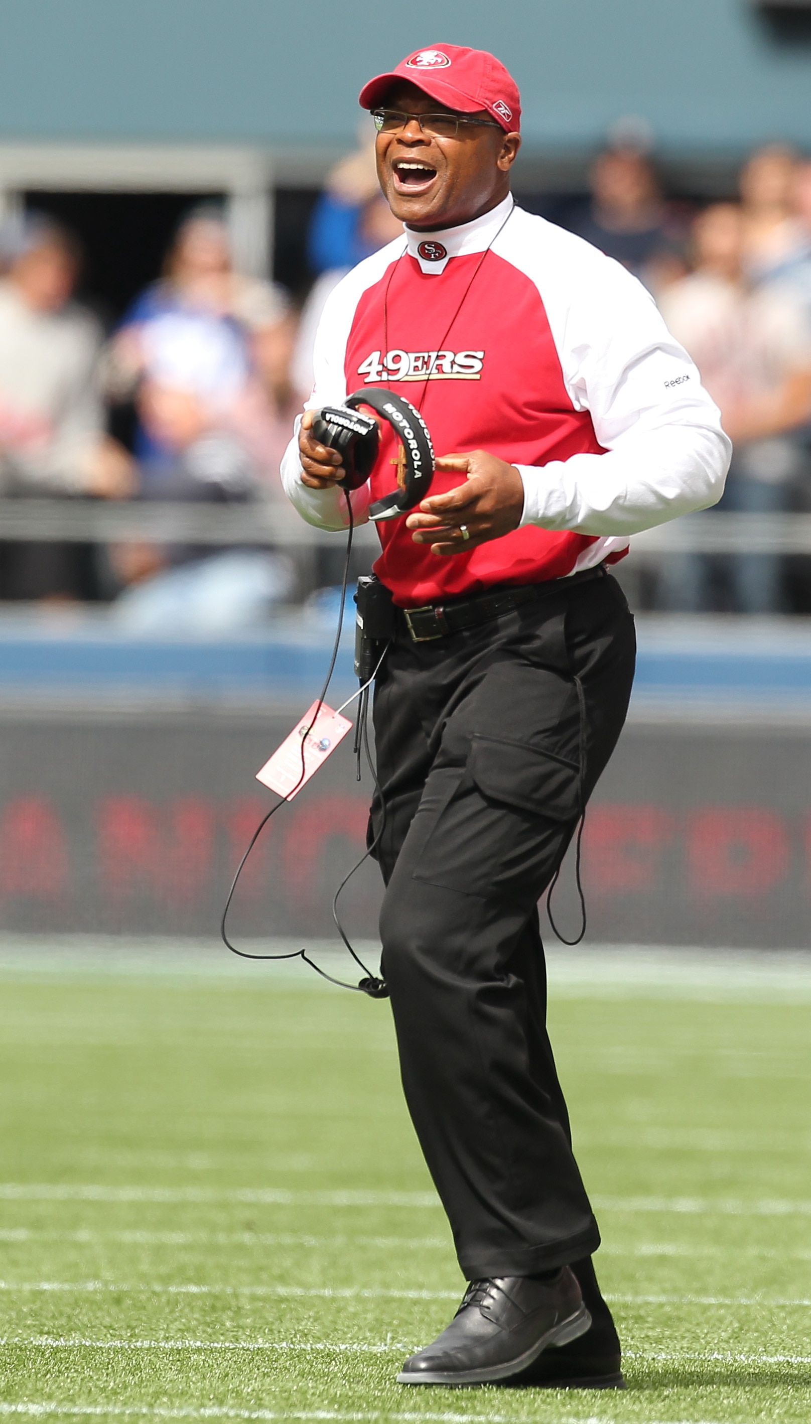 SEATTLE - SEPTEMBER 12:  Head coach Mike Singletary of the San Francisco 49ers yells at the referee during the NFL season opener against the Seattle Seahawks at Qwest Field on September 12, 2010 in Seattle, Washington. (Photo by Otto Greule Jr/Getty Image