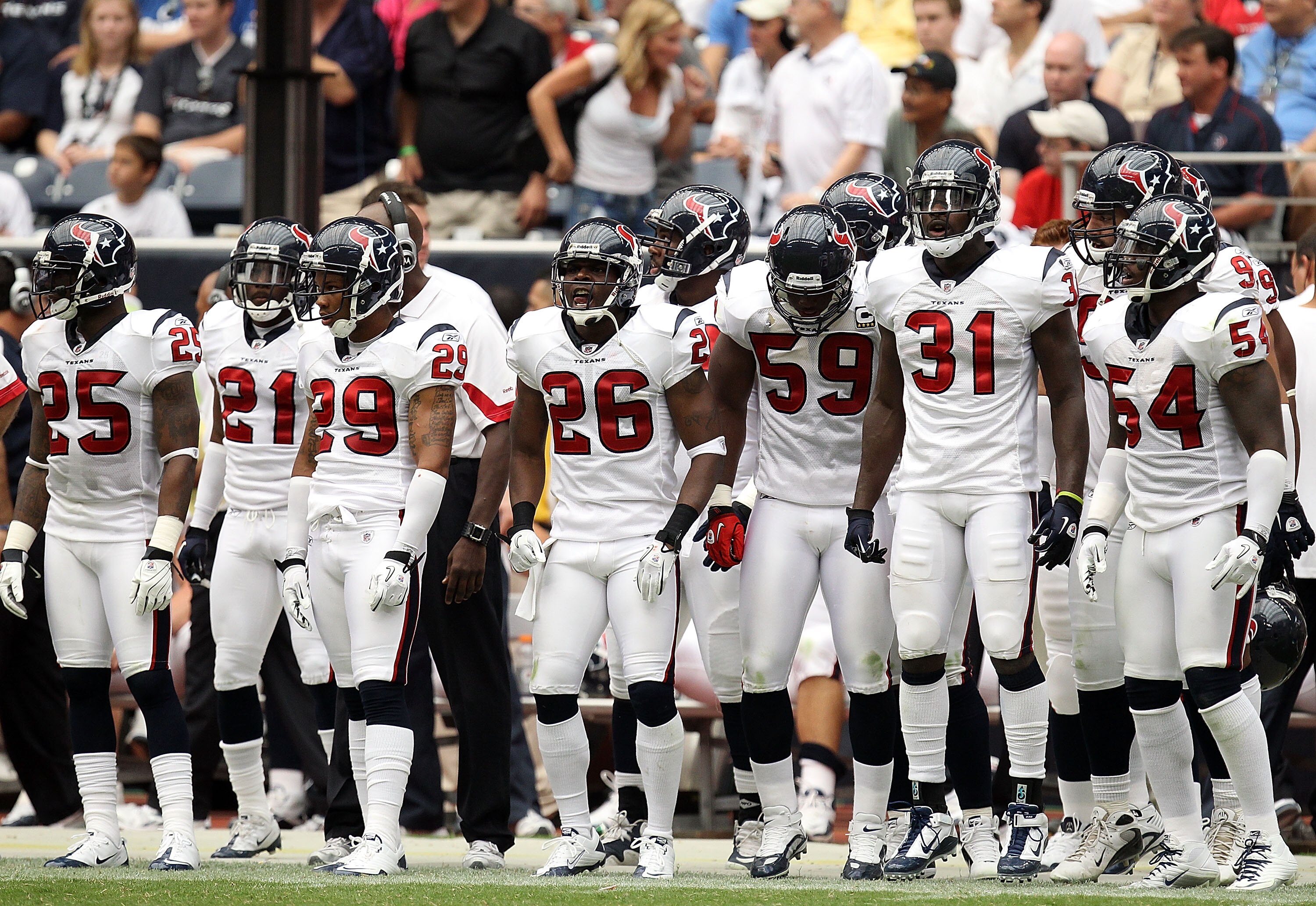 HOUSTON - SEPTEMBER 12:  The Houston Texans at Reliant Stadium on September 12, 2010 in Houston, Texas.  (Photo by Ronald Martinez/Getty Images)