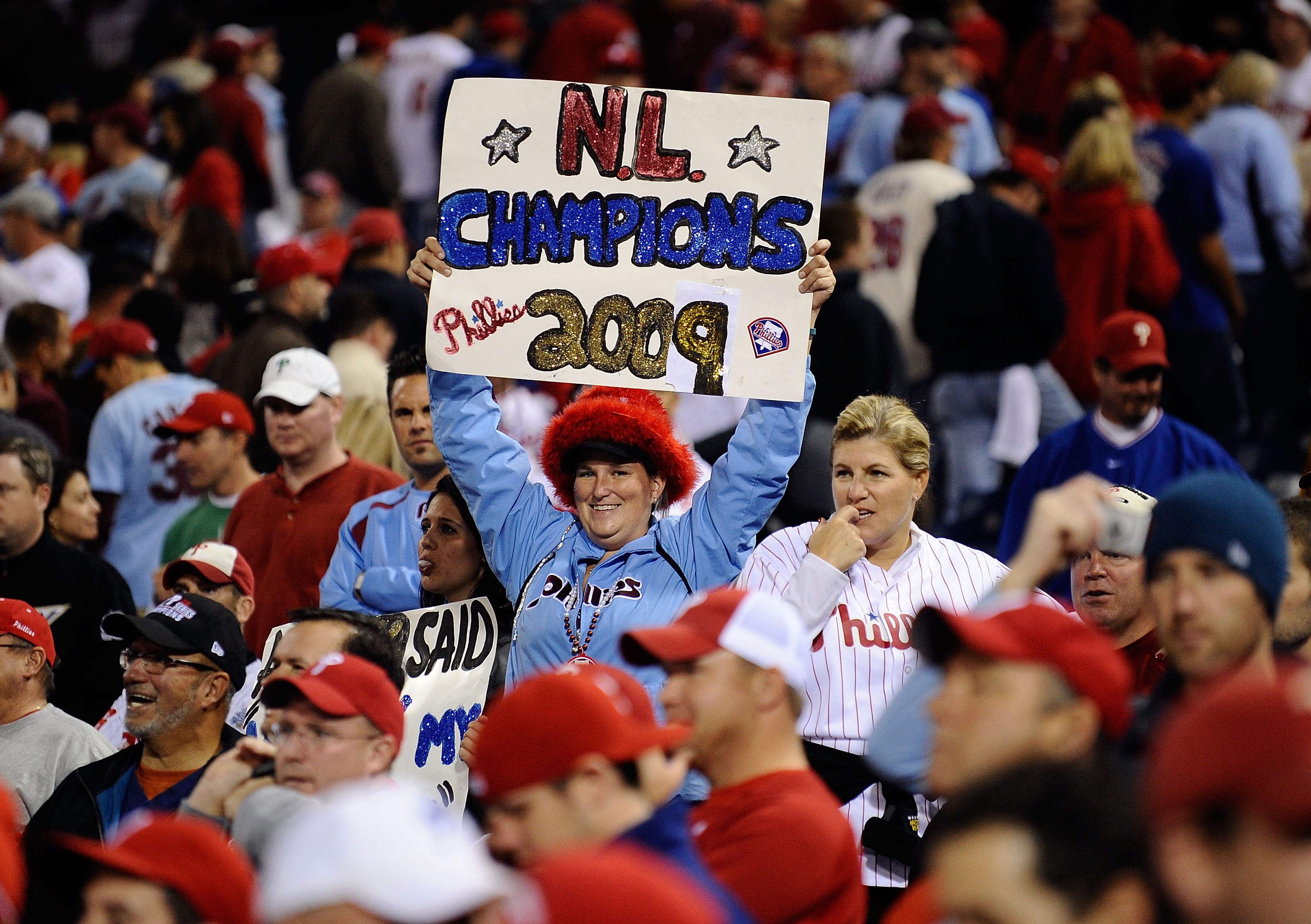 PHILADELPHIA - OCTOBER 21:  Fans celebrate the Philadelphia Phillies defeating the Los Angeles Dodgers 10-4 to advance to the World Series in Game Five of the NLCS during the 2009 MLB Playoffs at Citizens Bank Park on October 21, 2009 in Philadelphia, Pen