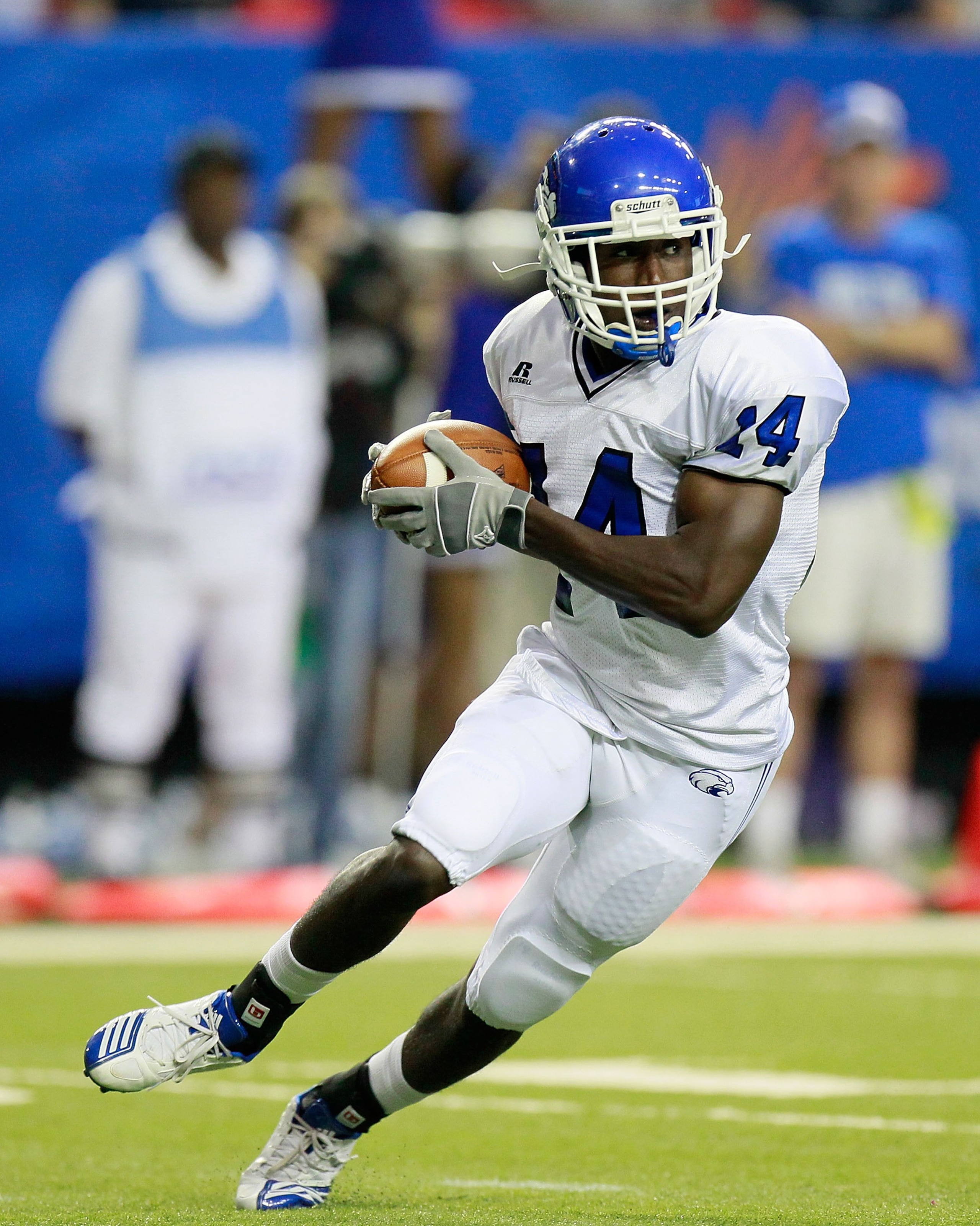 ATLANTA - SEPTEMBER 02:  Roderick Jones #14 of the Shorter Hawks against the Georgia State Panthers at Georgia Dome on September 2, 2010 in Atlanta, Georgia.  (Photo by Kevin C. Cox/Getty Images)