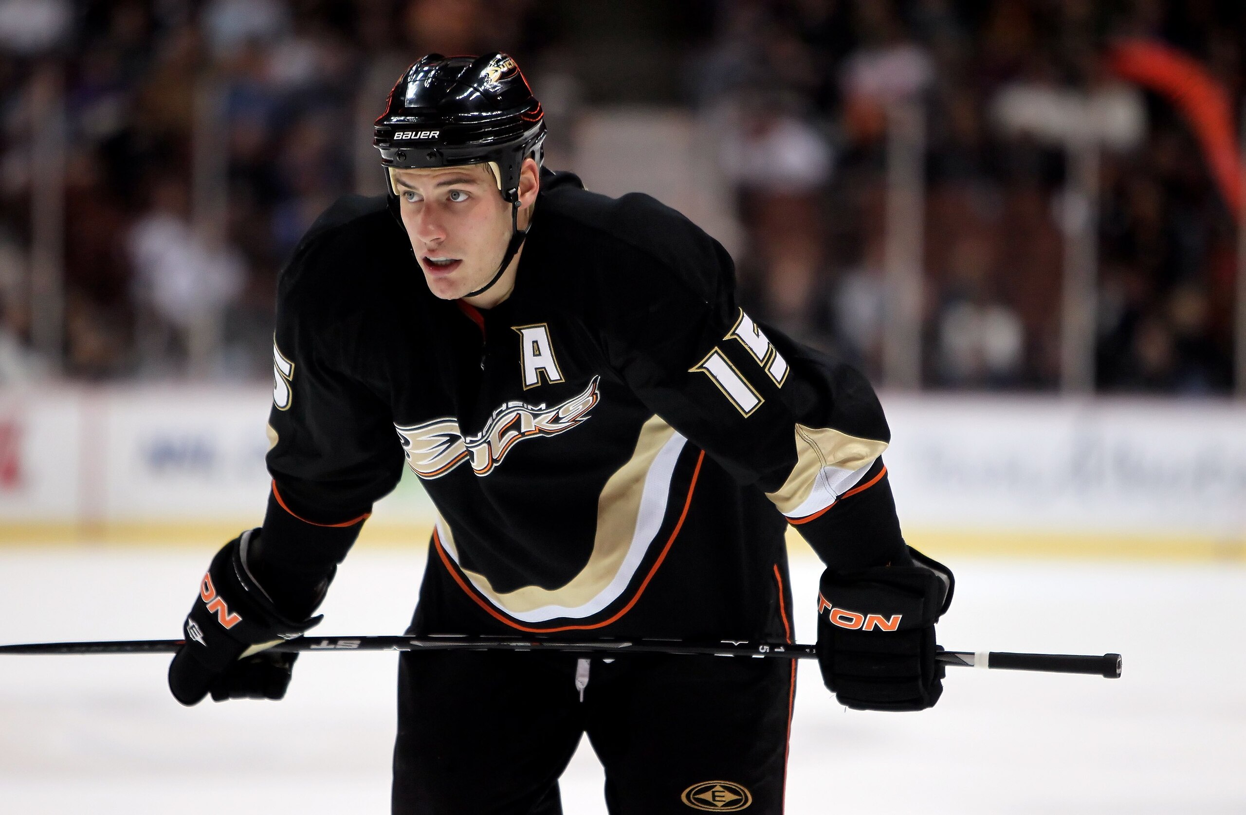 ANAHEIM, CA - MARCH 03:  Ryan Getzlaf #15 of the Anaheim Ducks waits to face off against the Colorado Avalanche at the Honda Center on March 3, 2010 in Anaheim, California. The Avalanche defeated the Ducks 4-3.  (Photo by Jeff Gross/Getty Images)