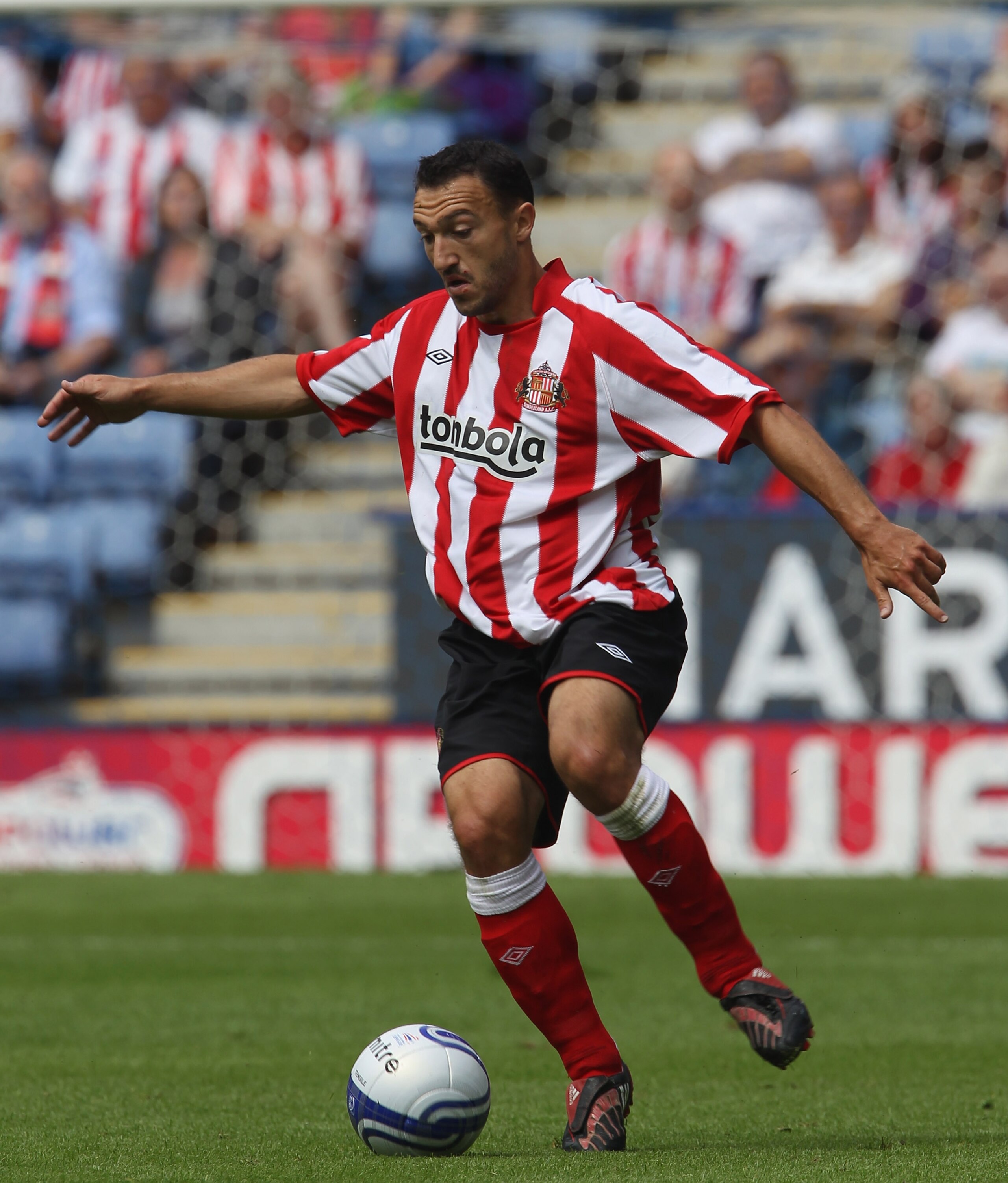 LEICESTER, ENGLAND - JULY 31:  Steed Malbranque of Sunderland during a pre-season friendly between Leicester City and Sunderland at the Walker's Stadium on July 31, 2010 in Leicester, England.  (Photo by Phil Cole/Getty Images)