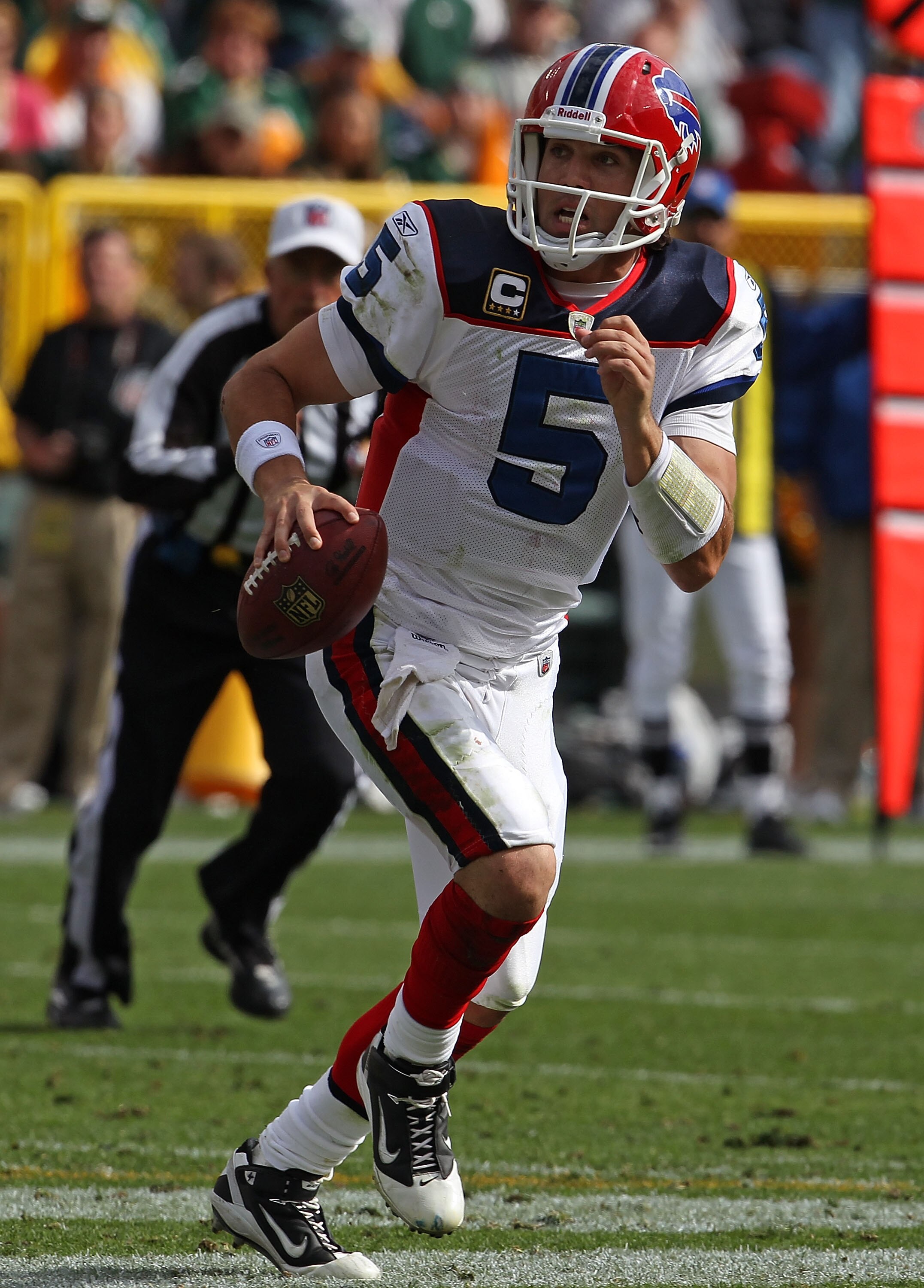 GREEN BAY, WI - SEPTEMBER 19: Trent Edwards #5 of the Buffalo Bills rolls out to look for a receiver against the Green Bay Packers at Lambeau Field on September 19, 2010 in Green Bay, Wisconsin. The Packers defeated the Bills 34-7. (Photo by Jonathan Dani