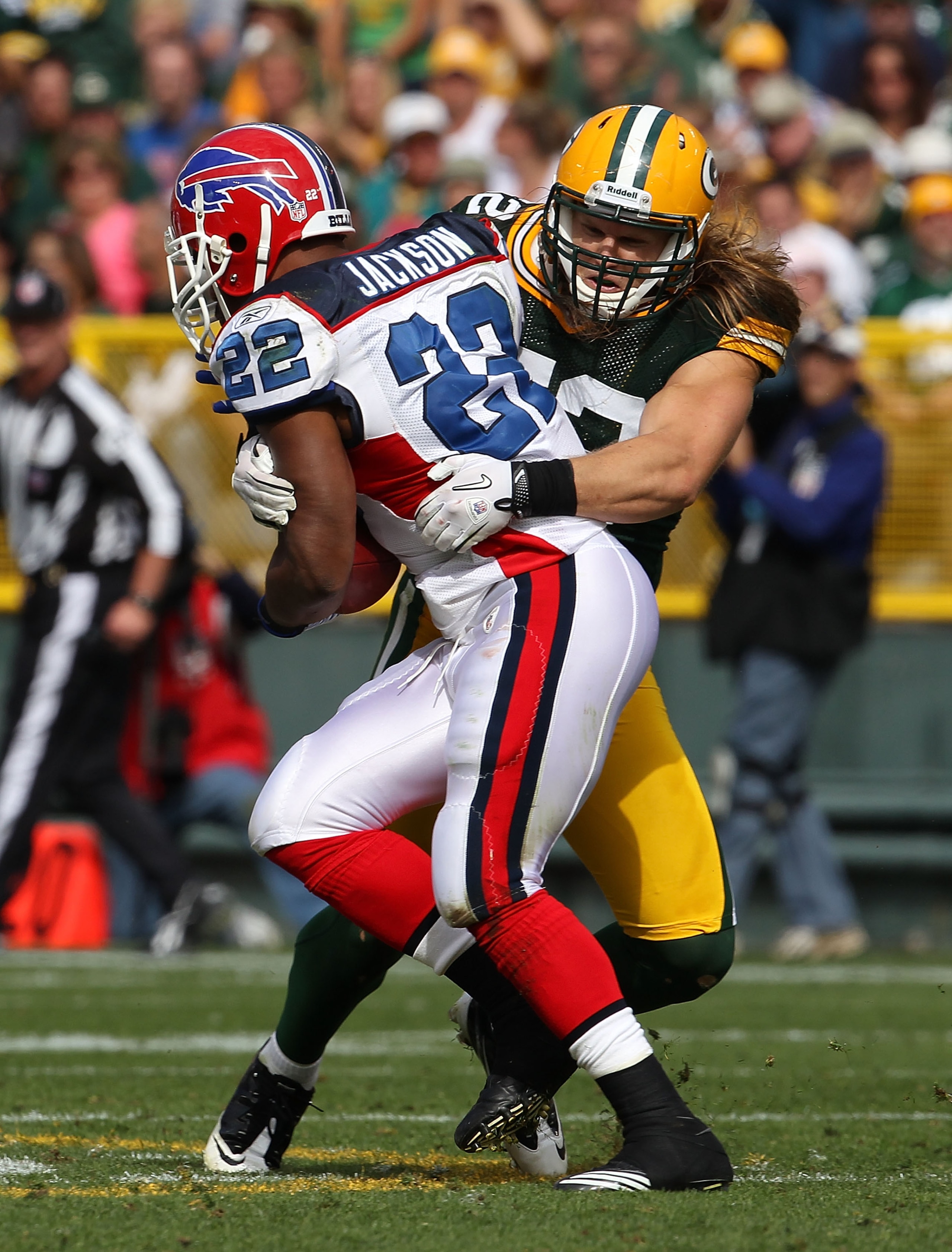 GREEN BAY, WI - SEPTEMBER 19: Clay Matthews #52 of the Green Bay Packers tackles Fred Jackson #22 of the Buffalo Bills at Lambeau Field on September 19, 2010 in Green Bay, Wisconsin. The Packers defeated the Bills 34-7. (Photo by Jonathan Daniel/Getty Ima GREEN BAY, WI - SEPTEMBER 19: Clay Matthews #52 of the Green Bay Packers tackles Fred Jackson #22 of the Buffalo Bills at Lambeau Field on September 19, 2010 in Green Bay, Wisconsin. The Packers defeated the Bills 34-7. (Photo by Jonathan Daniel/Getty Ima