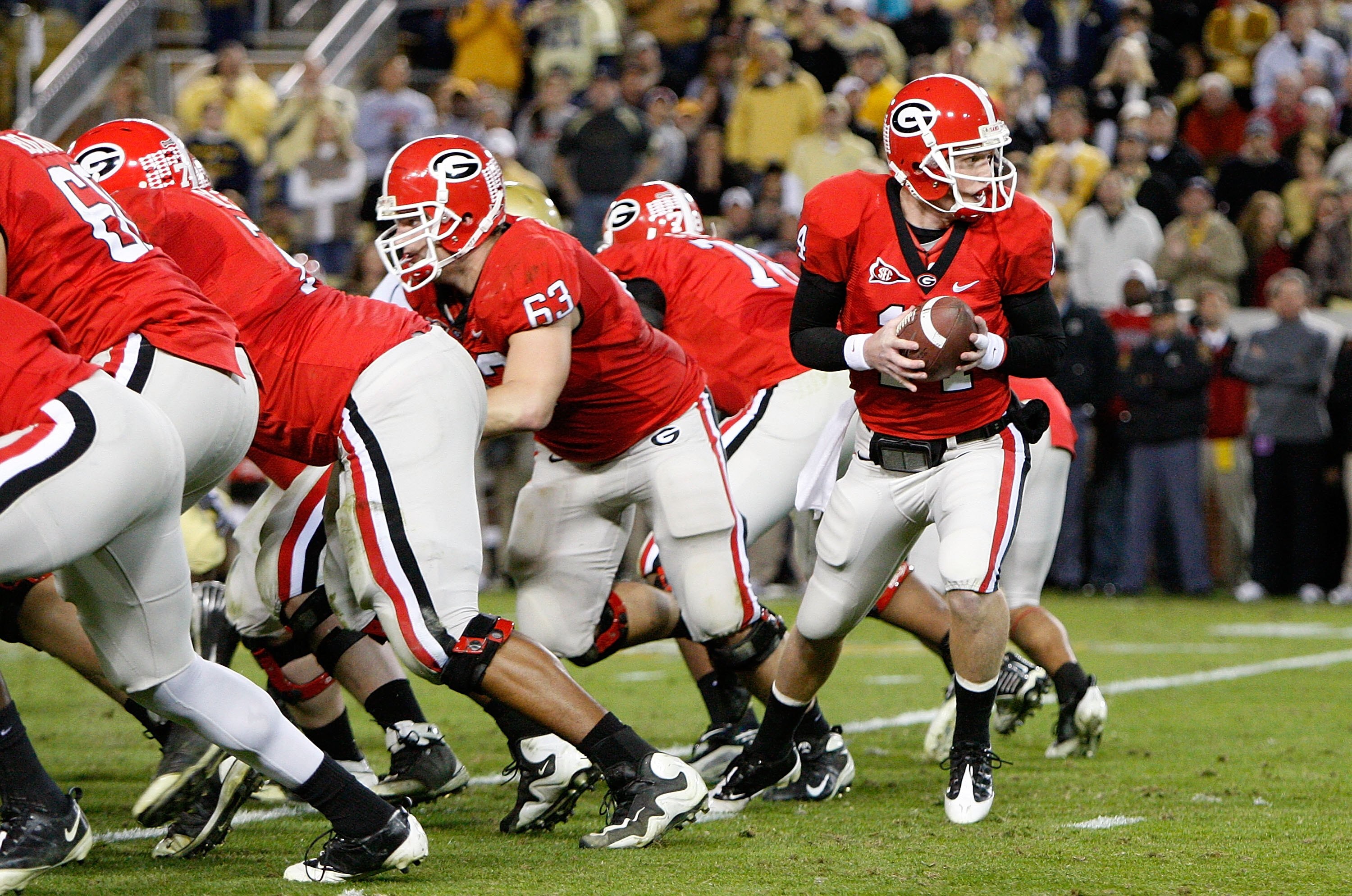 ATLANTA - NOVEMBER 28:  Quarterback Joe Cox #14 of the Georgia Bulldogs against the Georgia Tech Yellow Jackets at Bobby Dodd Stadium on November 28, 2009 in Atlanta, Georgia.  (Photo by Kevin C. Cox/Getty Images)