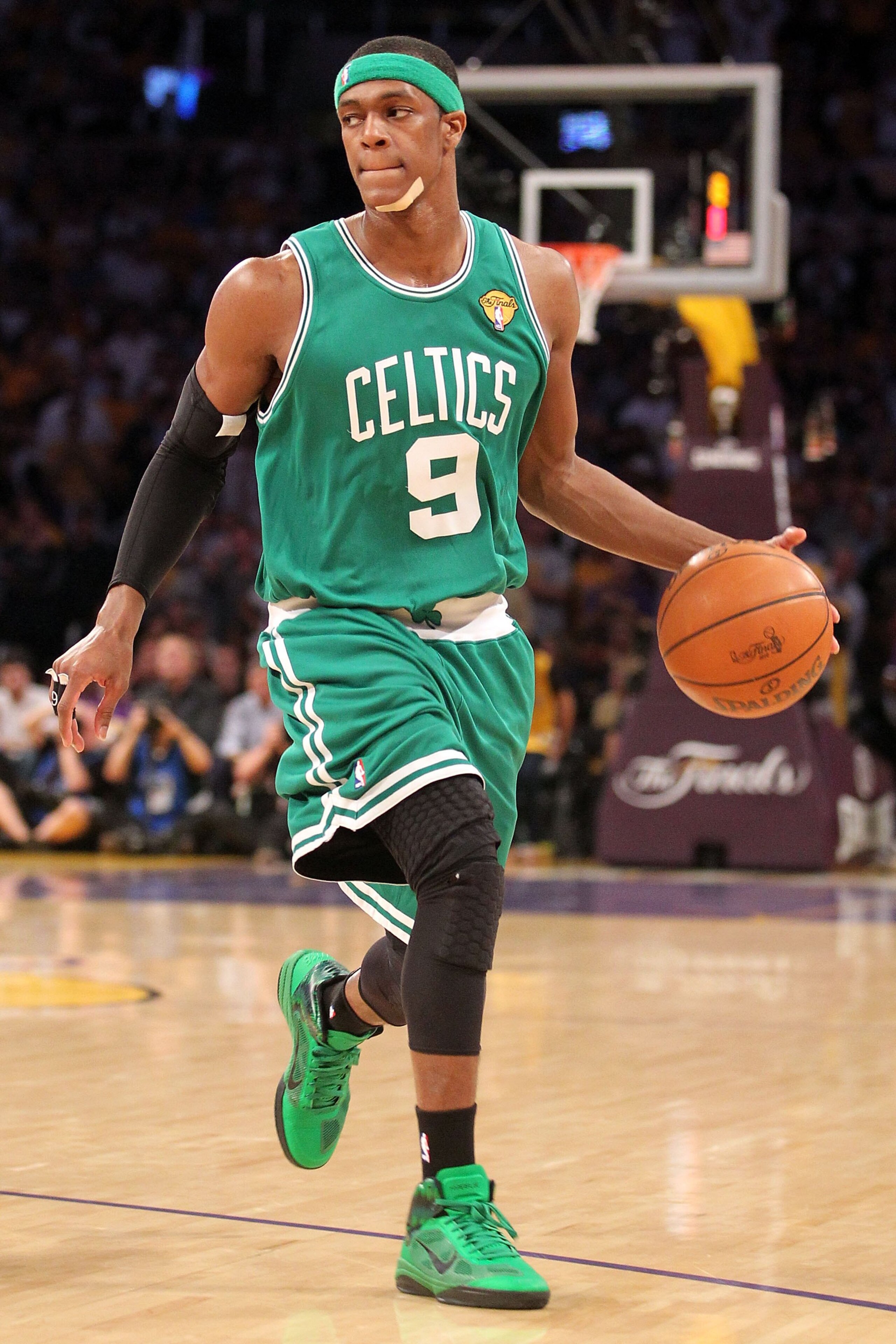 LOS ANGELES, CA - JUNE 17:  Rajon Rondo #9 of the Boston Celtics moves the ball while taking on the Los Angeles Lakers in Game Seven of the 2010 NBA Finals at Staples Center on June 17, 2010 in Los Angeles, California.  NOTE TO USER: User expressly acknow