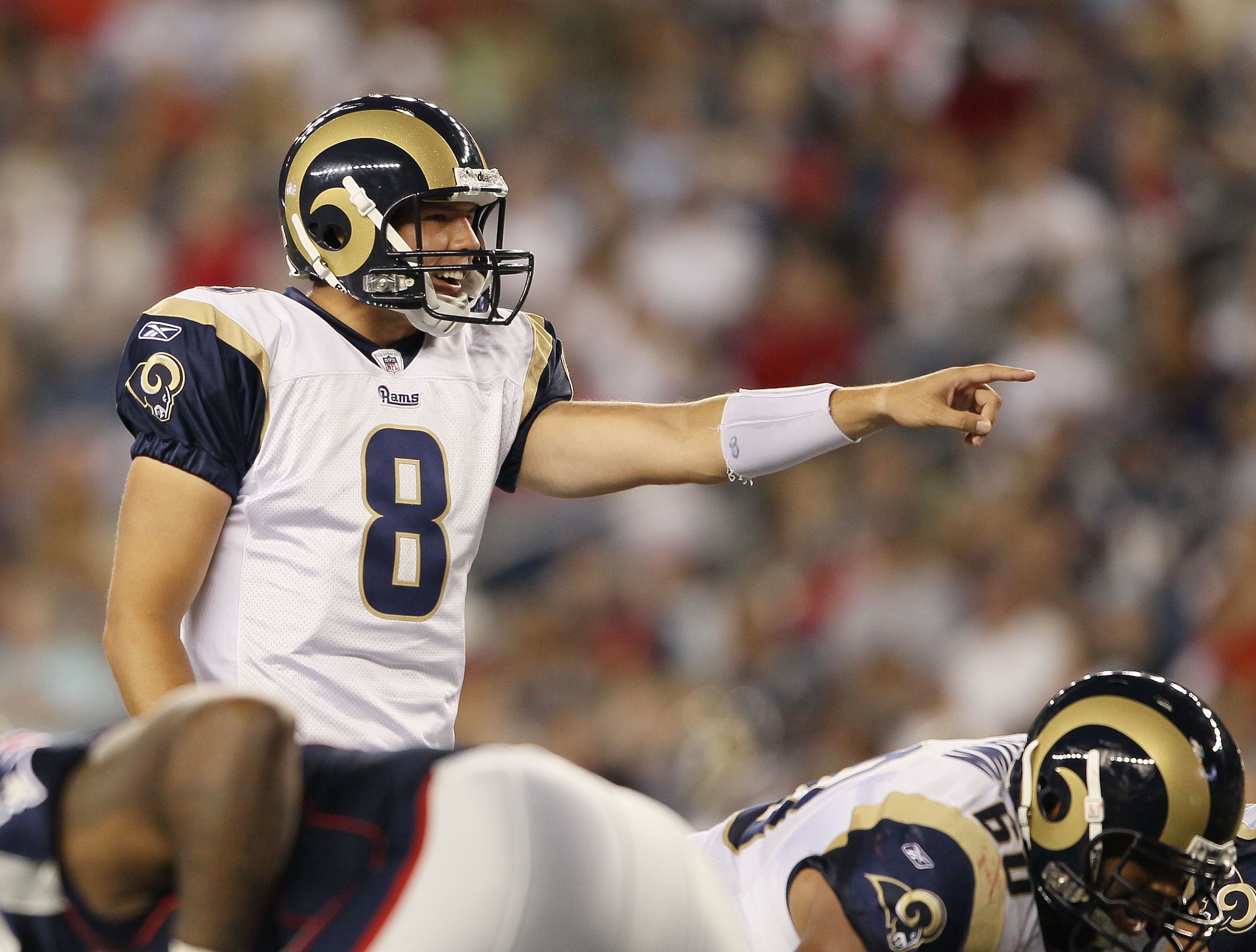 FOXBORO, MA - AUGUST 26:  Sam Bradford #8  of the St. Louis Rams calls out the play in the first half against the New England Patriots on August 26, 2010 at Gillette Stadium in Foxboro, Massachusetts.  (Photo by Elsa/Getty Images)
