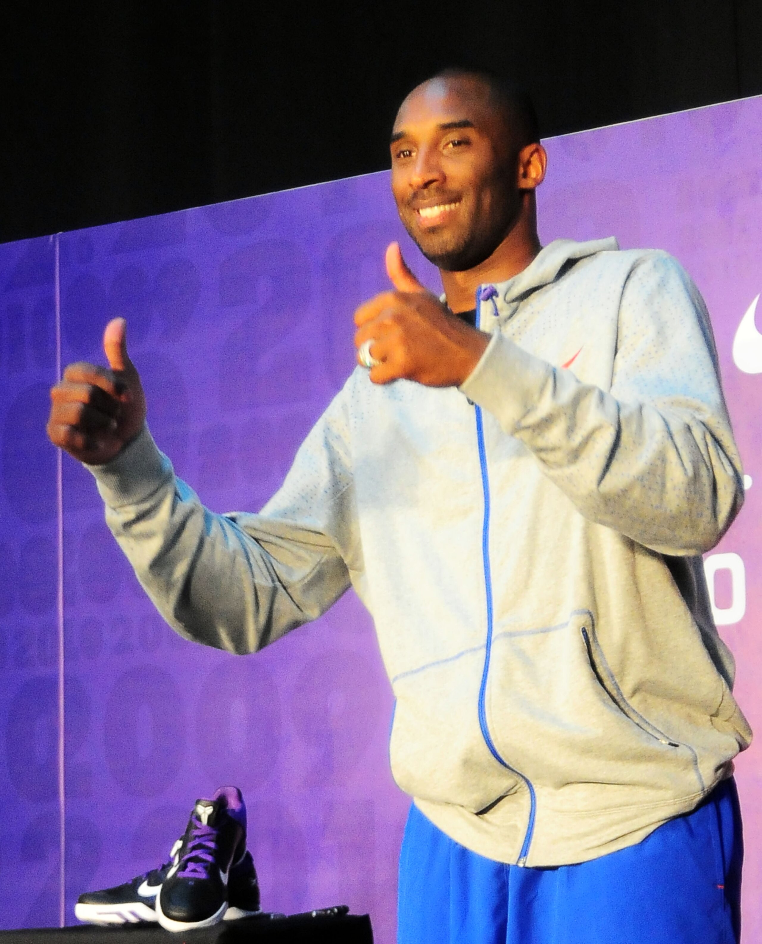 GUANGZHOU, CHINA - JULY 29:  (CHINA OUT) NBA player Kobe Bryant of the Los Angeles Lakers gestures during a meet and greet with fans at Jinan University on July 29, 2010 in Guangzhou, Guangdong Province of China.  (Photo by ChinaFotoPress/Getty Images)
