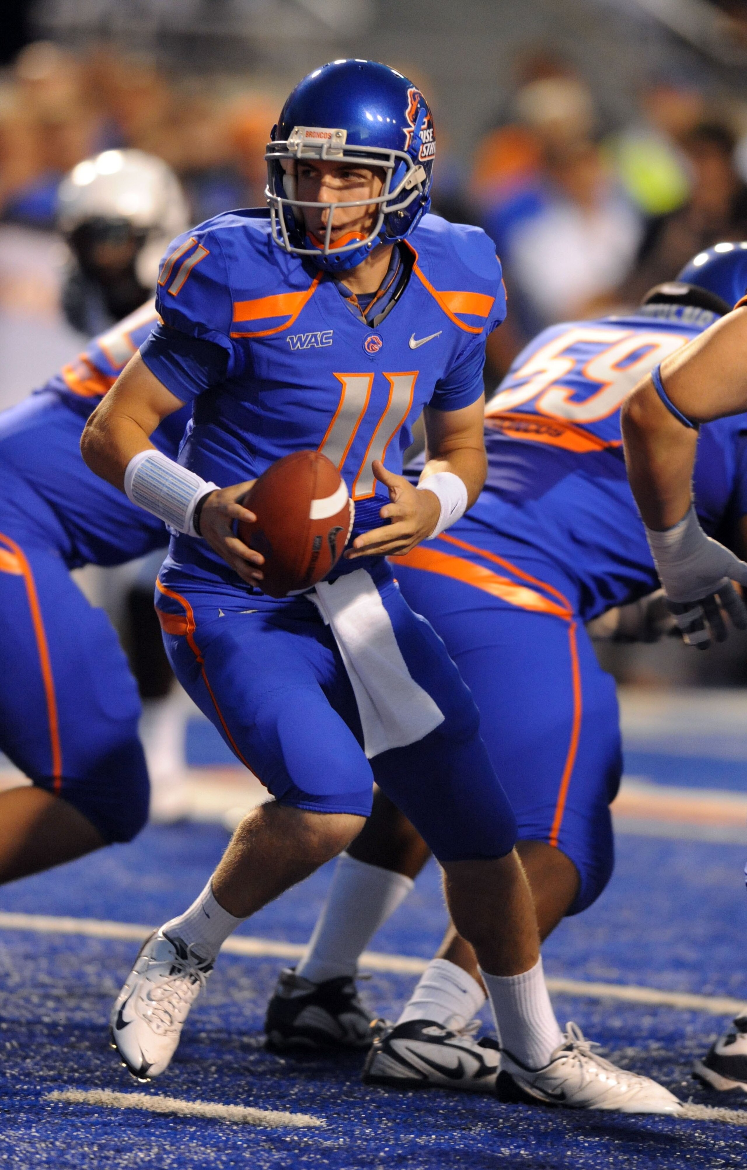 BOISE, ID - SEPTEMBER 3:  Oregon Ducks head coach Chip Kelly looks on during pre-game warm-ups before the game against the Boise State Broncos on September 3, 2009 in Boise, Idaho. (Photo by Steve Dykes/Getty Images)
